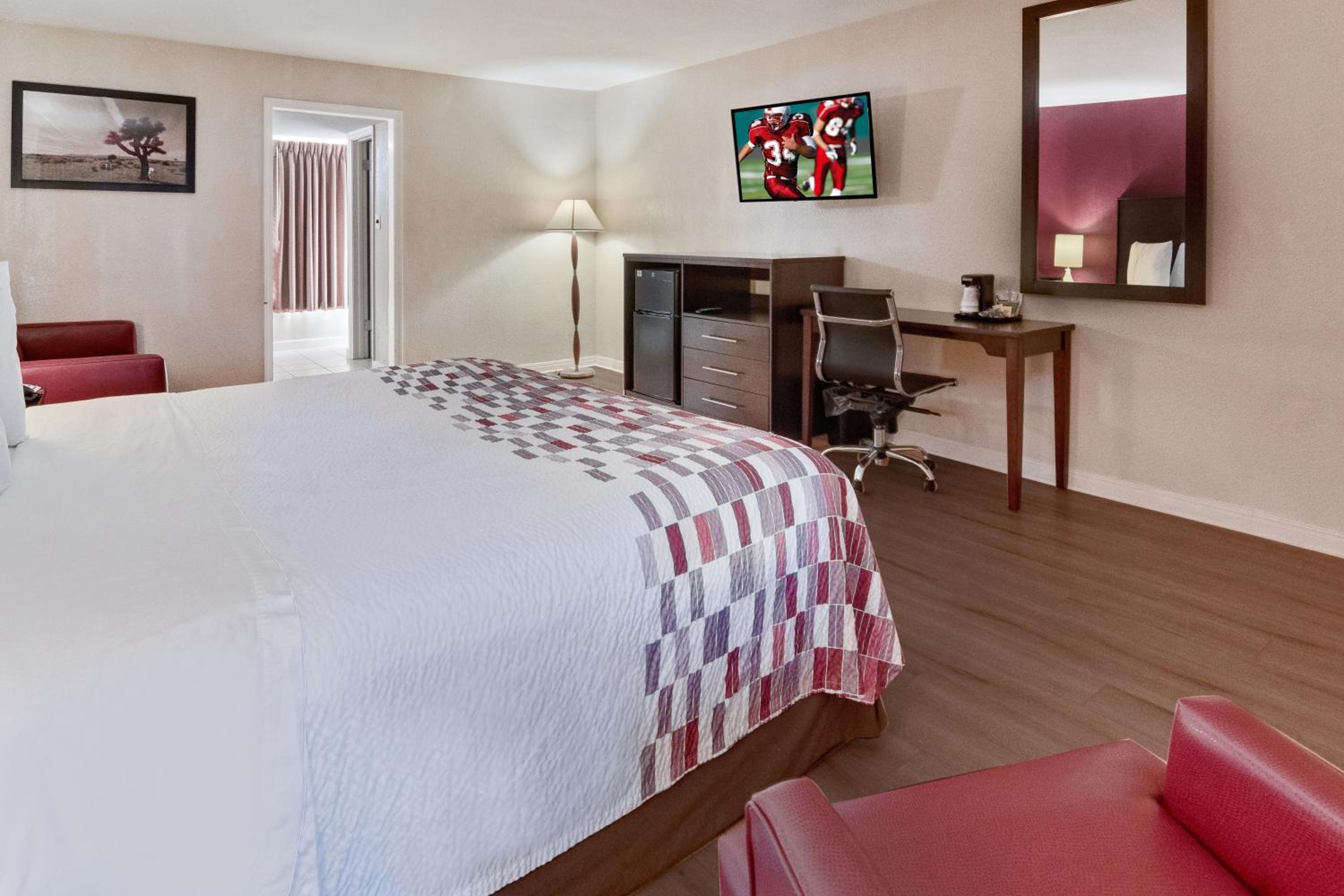 Rodeway Inn Waco Downtown near University
