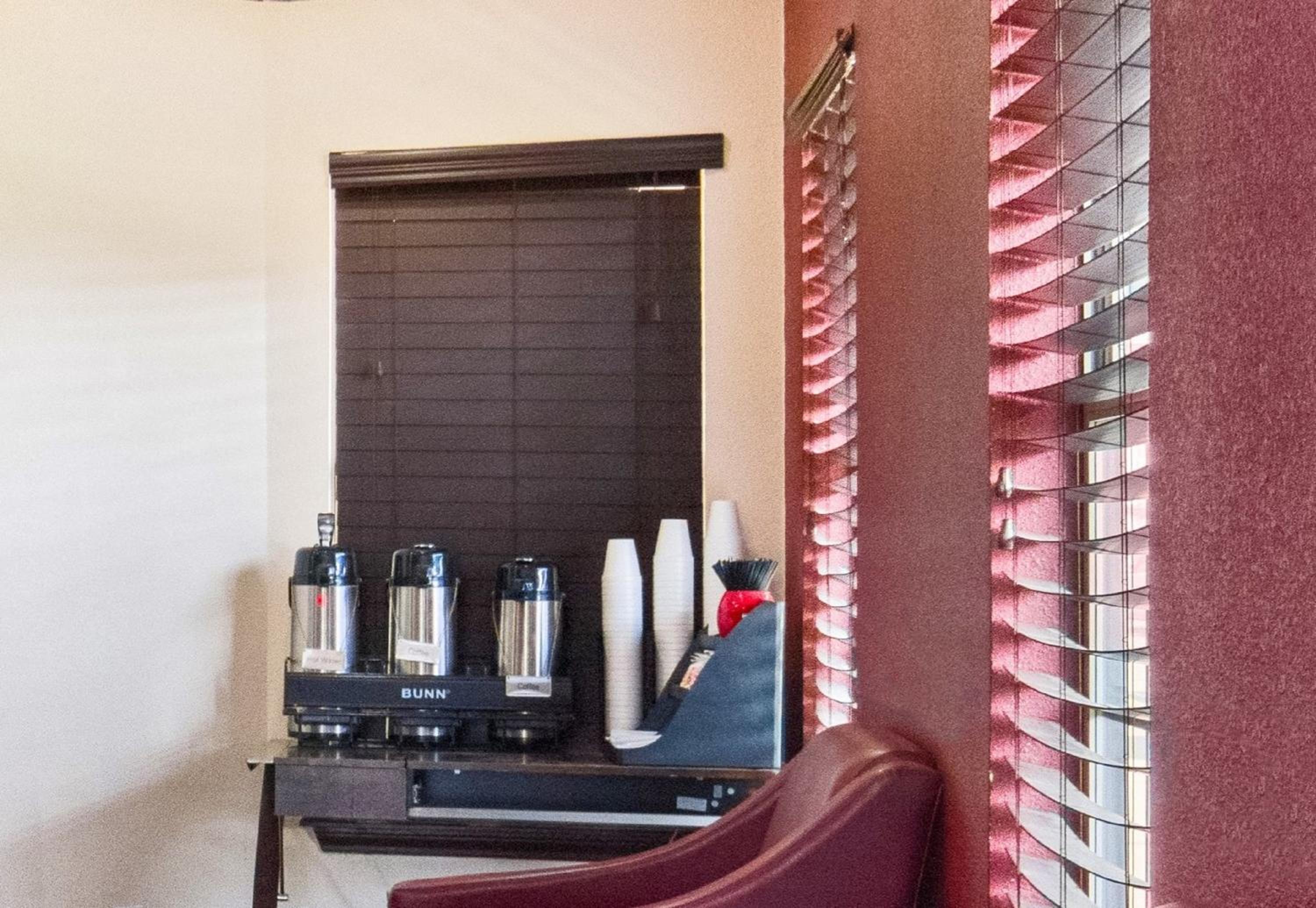 Rodeway Inn Waco Downtown near University