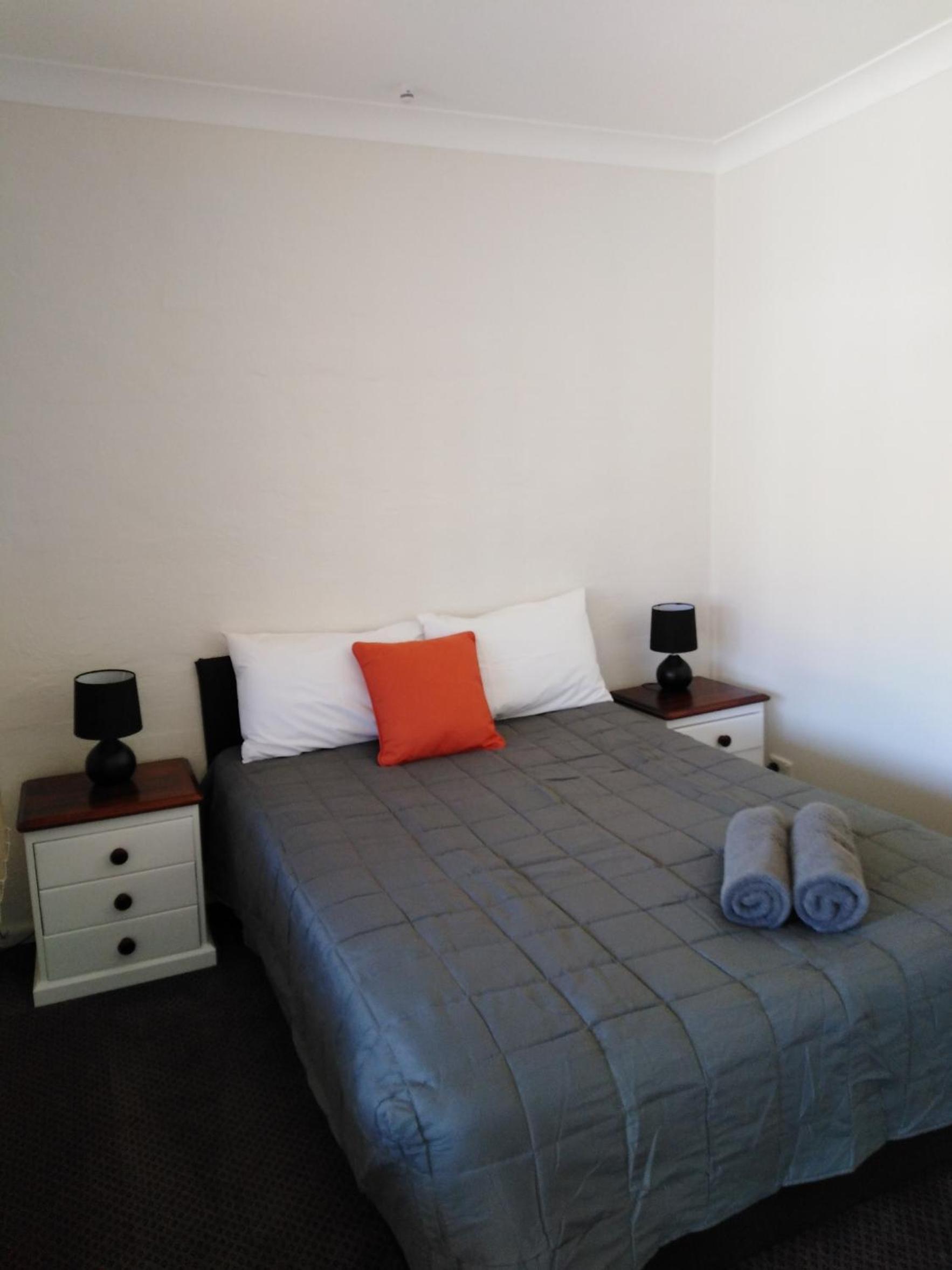 Altona Motel