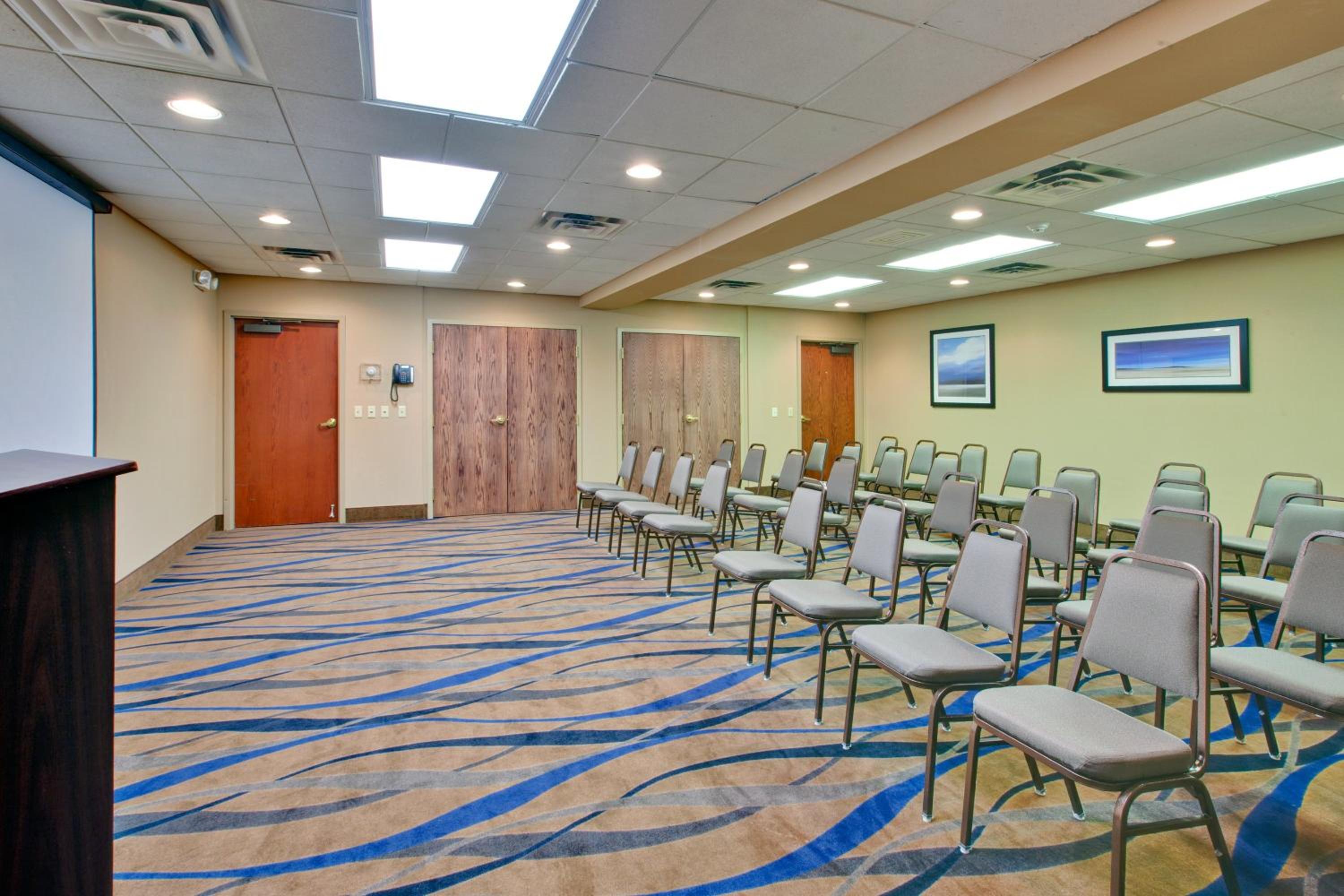 Holiday Inn Express Sault Ste Marie, an IHG Hotel - Property Image 6