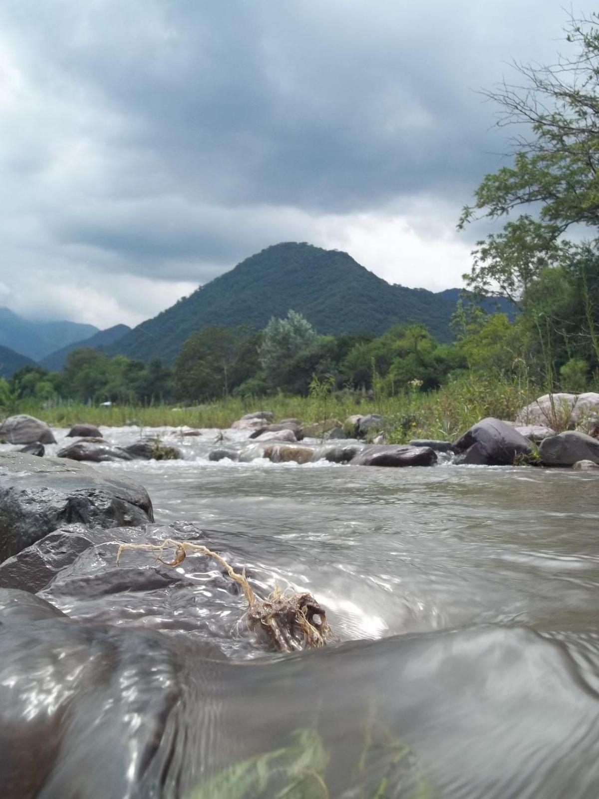 Cabañas Canto a Jujuy- acceso privado al Rio