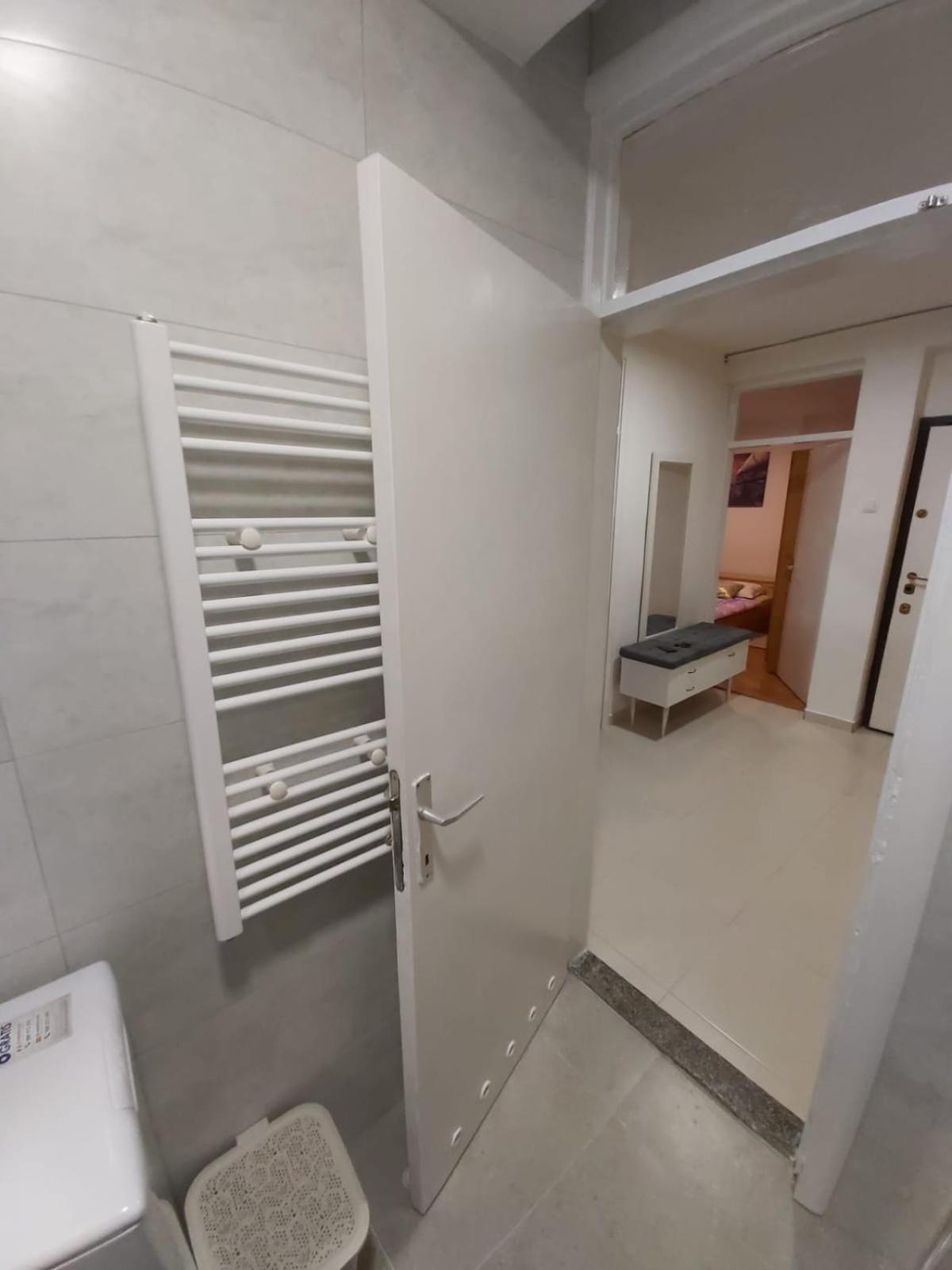 Apartment Lara