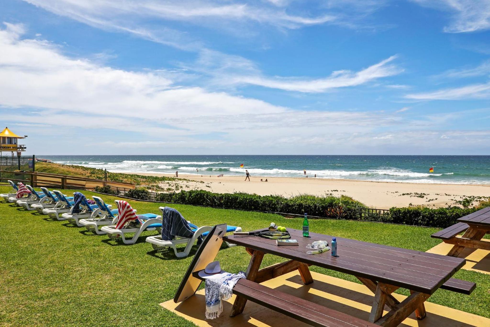 Breakers North Absolute Beachfront Apartments - Official