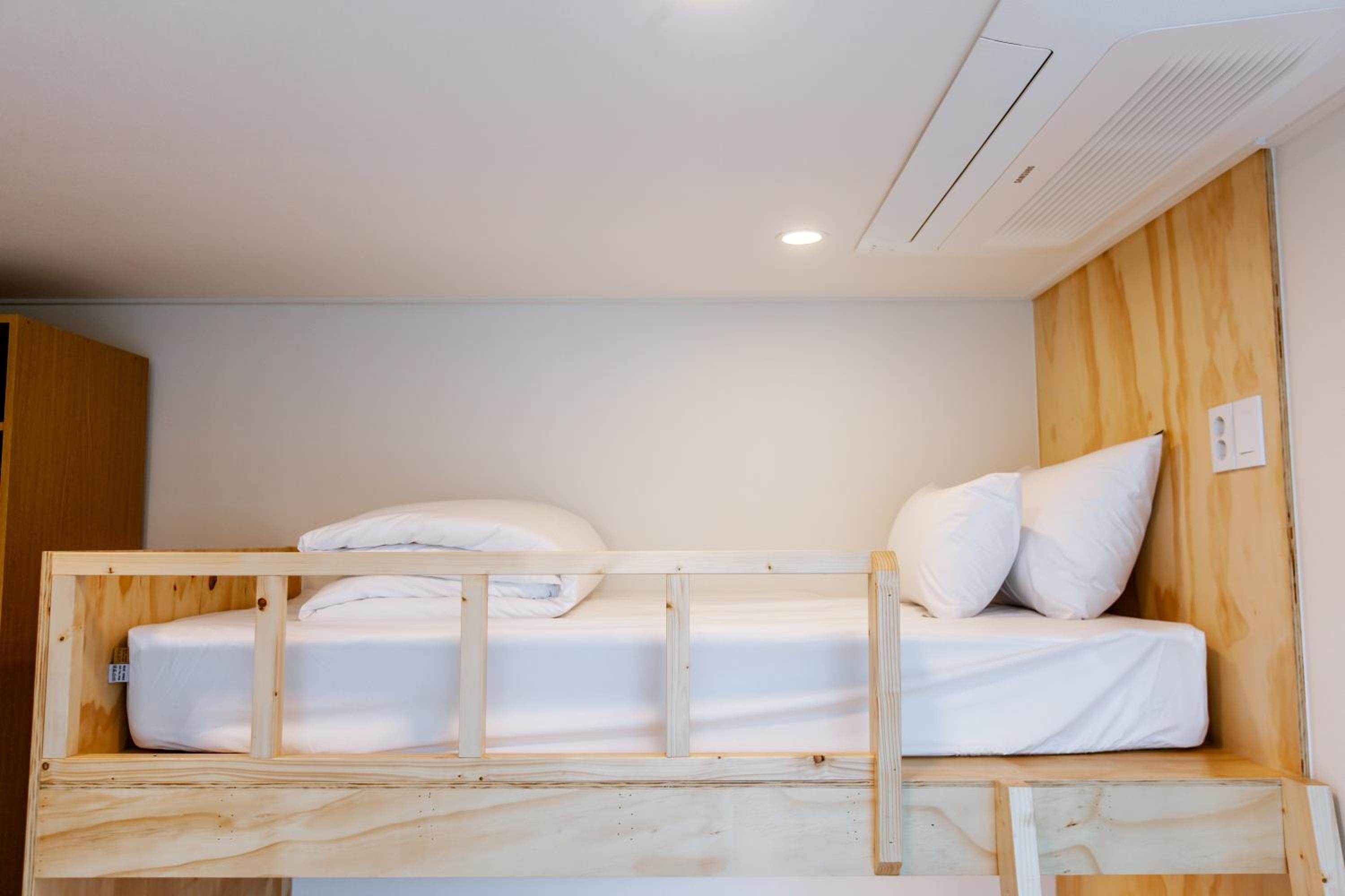 Seoulite Inn Myeongdong Formerly - Step Inn Myeongdong 2