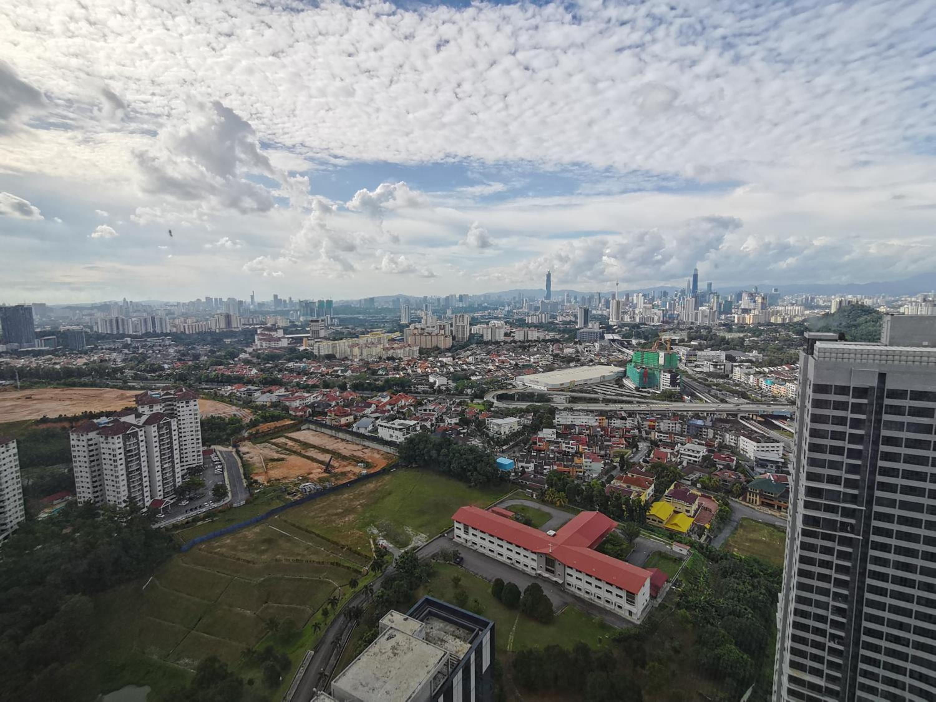 Eko Cheras Residences by De Space