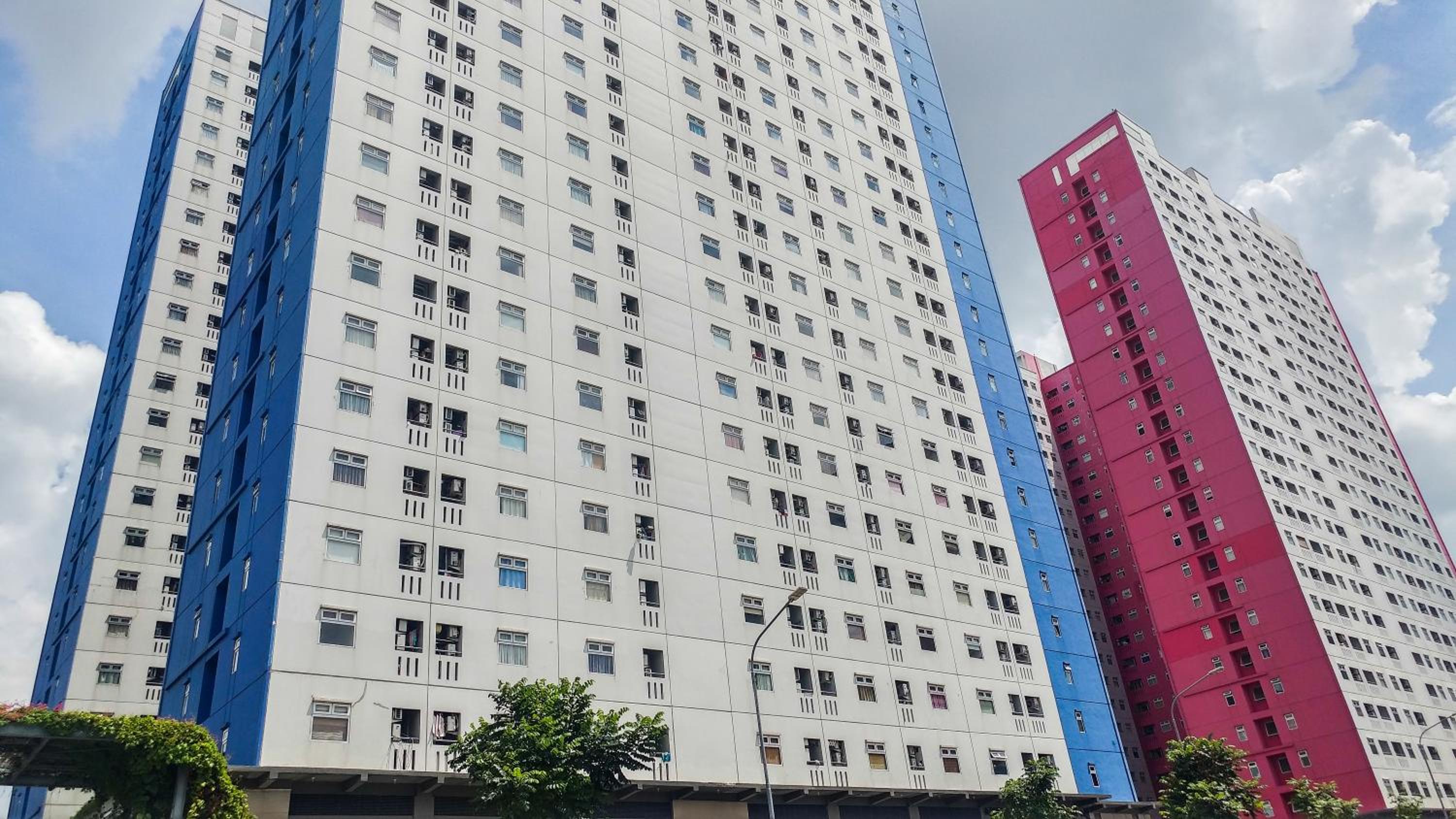 Furnished Green Pramuka 1BR Apartment with Modern Style and City View By Travelio
