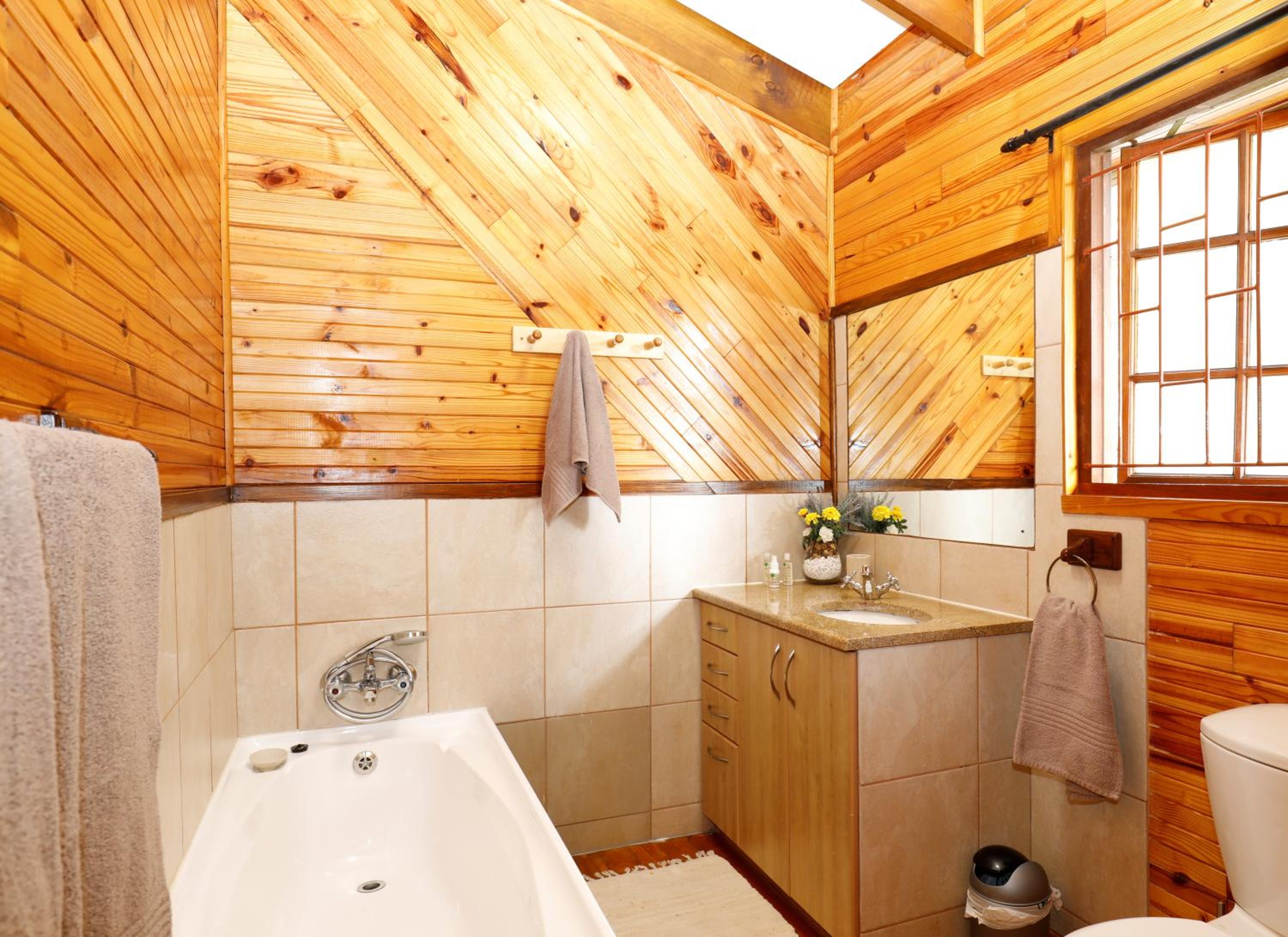 Big Tree House Lodge