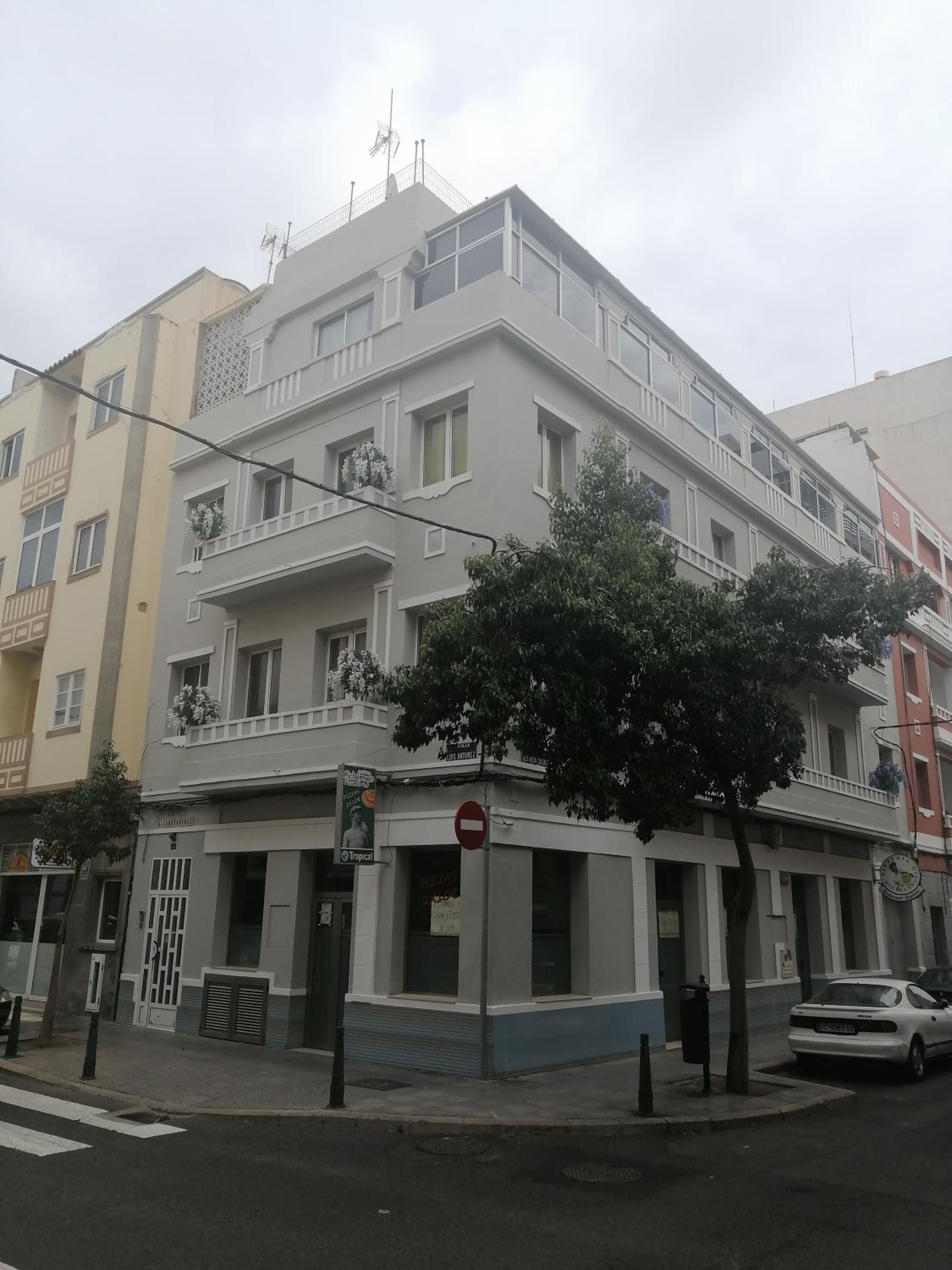 Alcaravaneras Hostel, photo 44