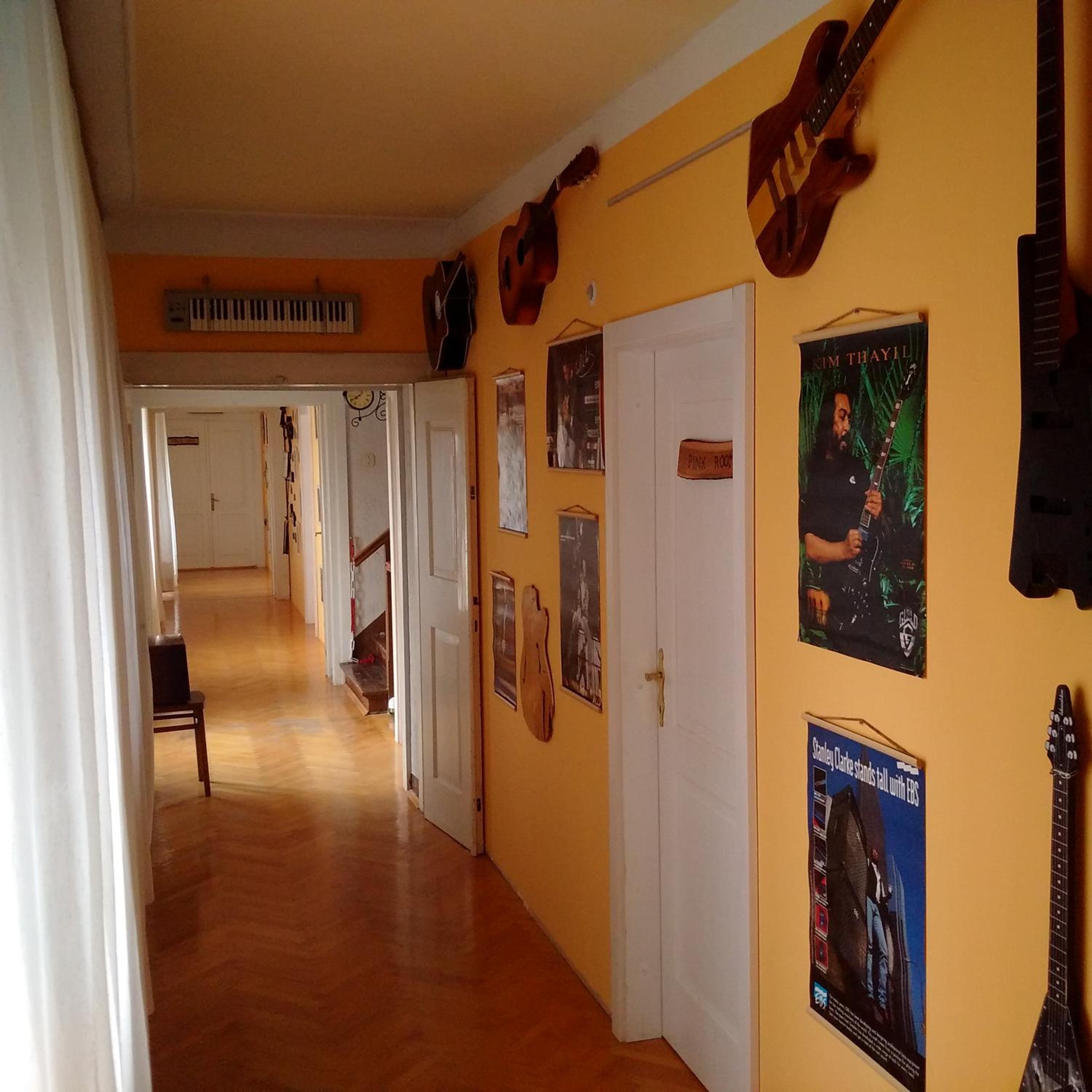 Residence Muzica Bed and Breakfast view 2