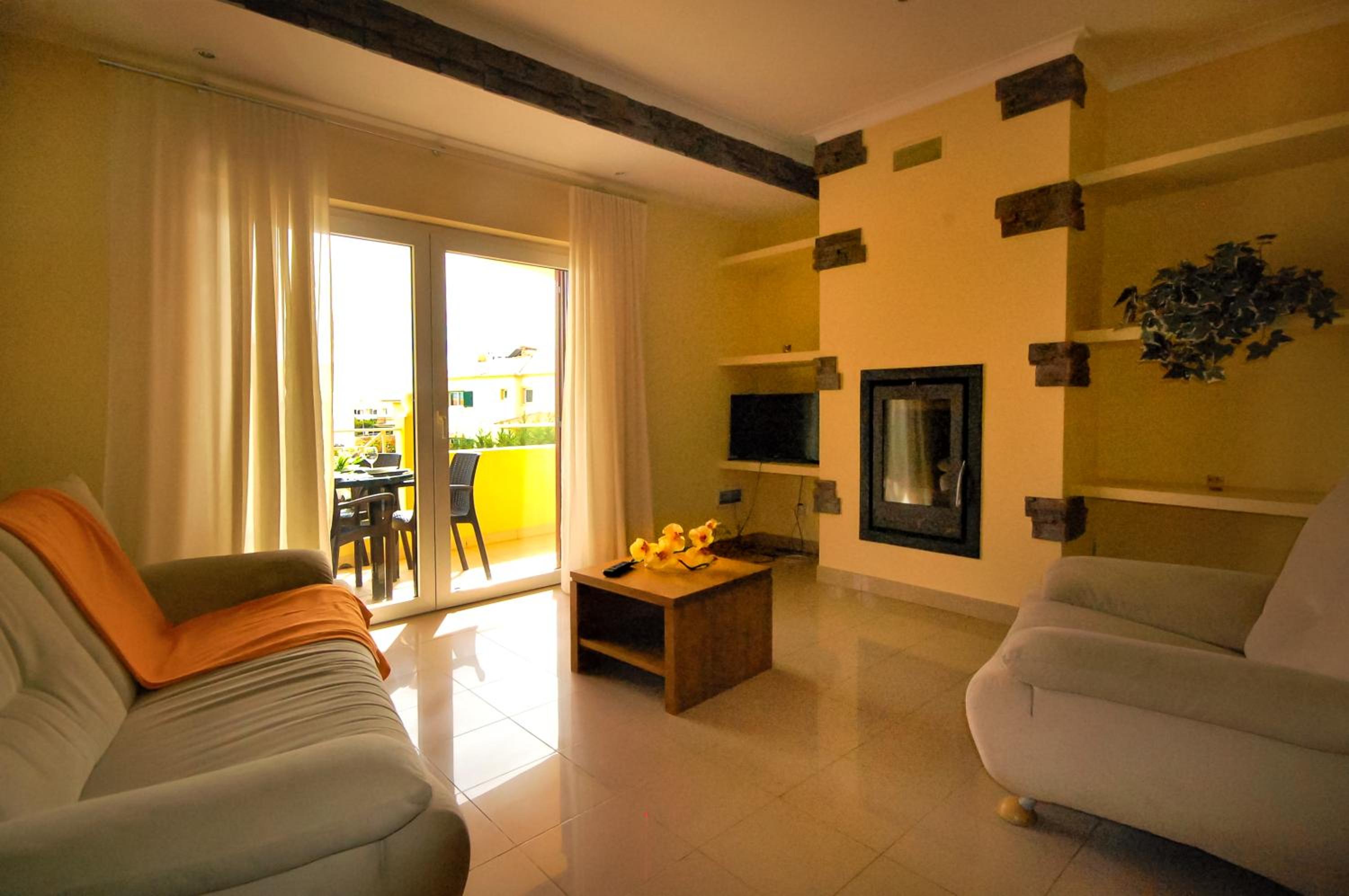 Villa Alice - Free Wifi & Air co & Swimming pool - by bedzy view 3