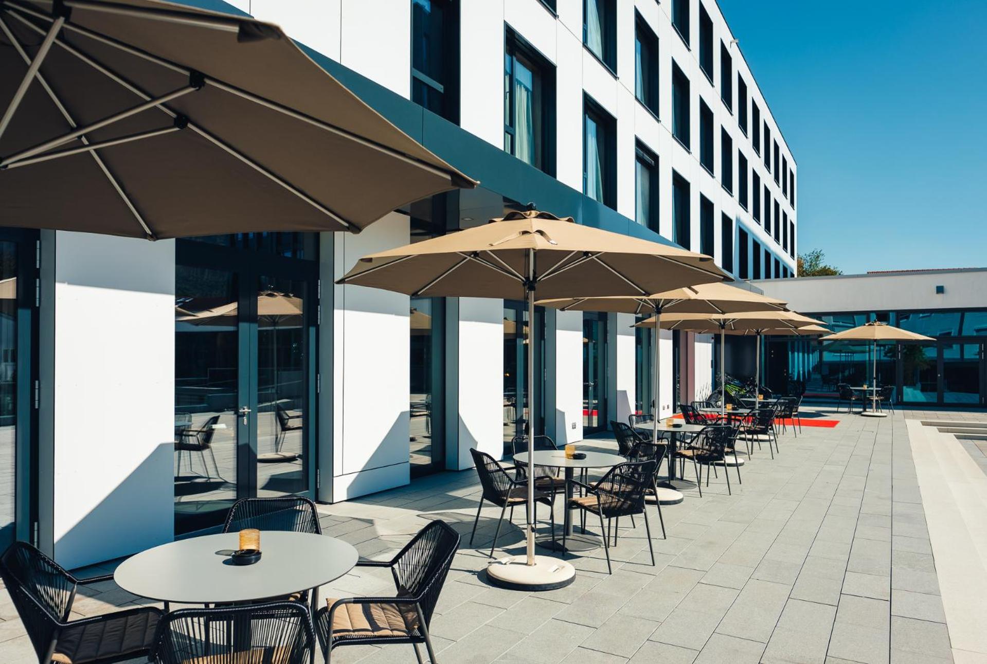 VILOTEL - Hotel  Restaurant - Property Image 1