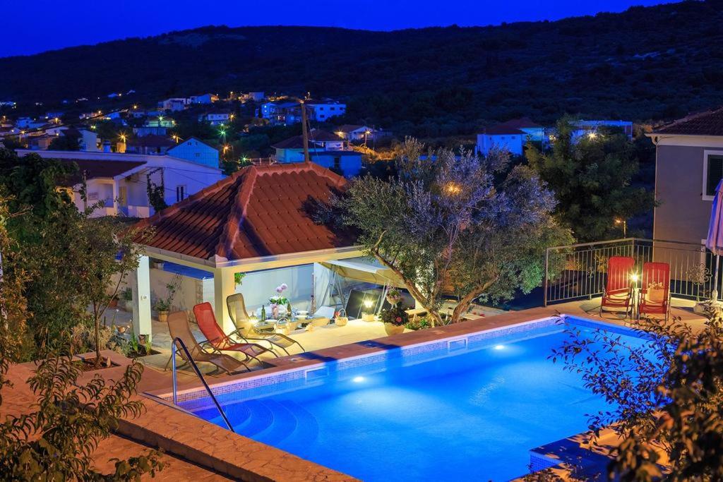 Apartment Zeljana view 5