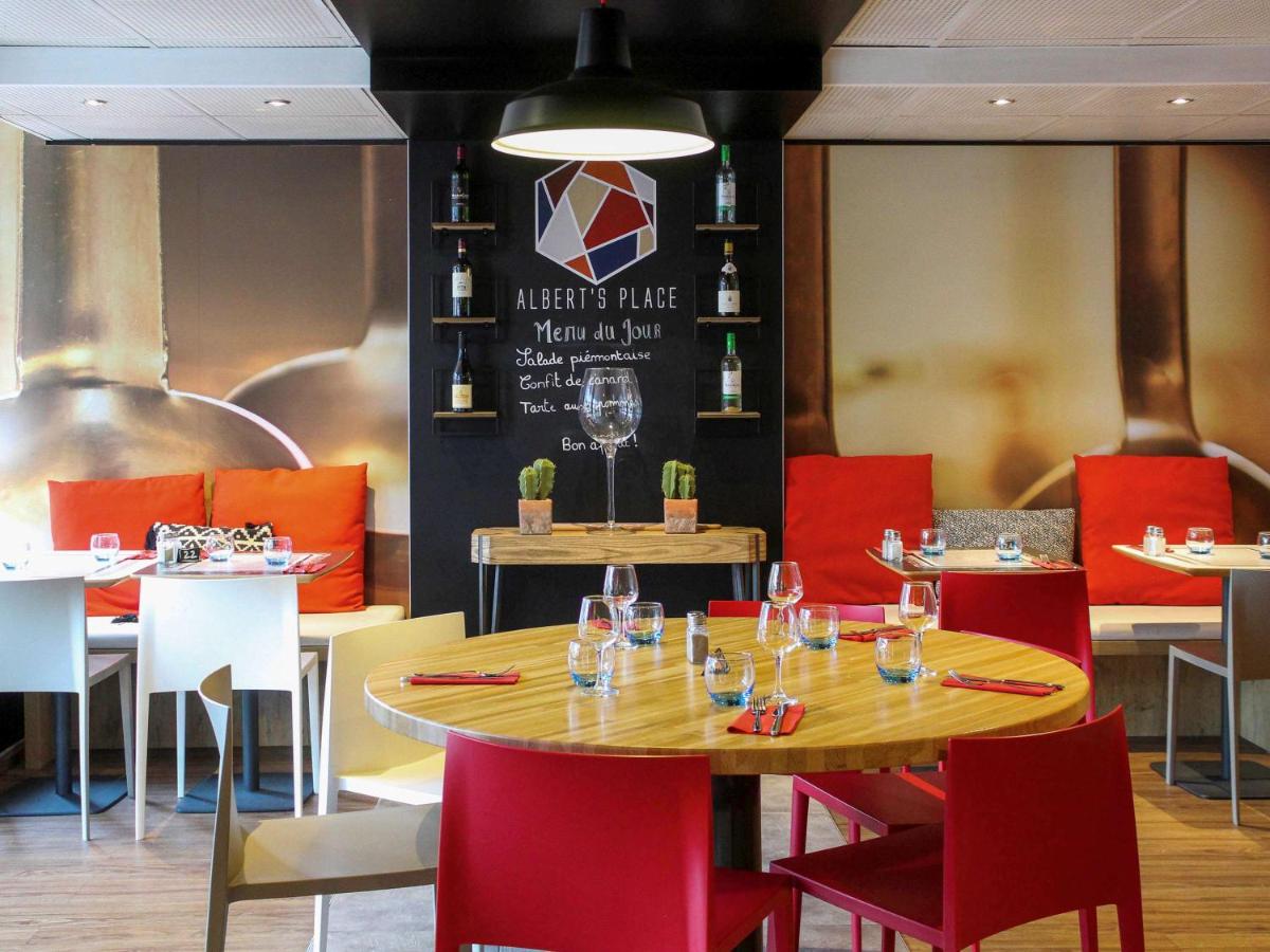 restaurant