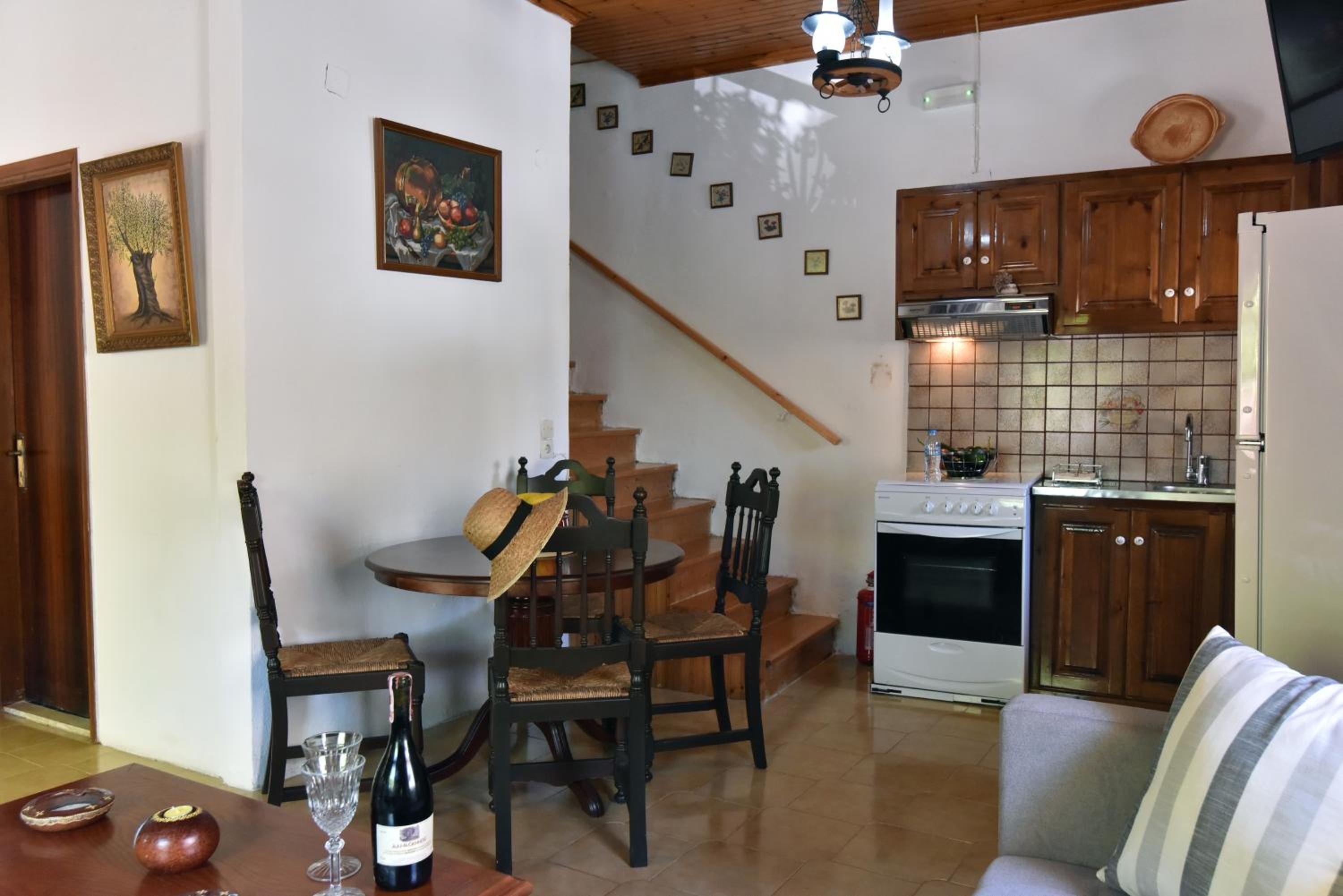 Traditional Greek Maisonette in Antiperni Village