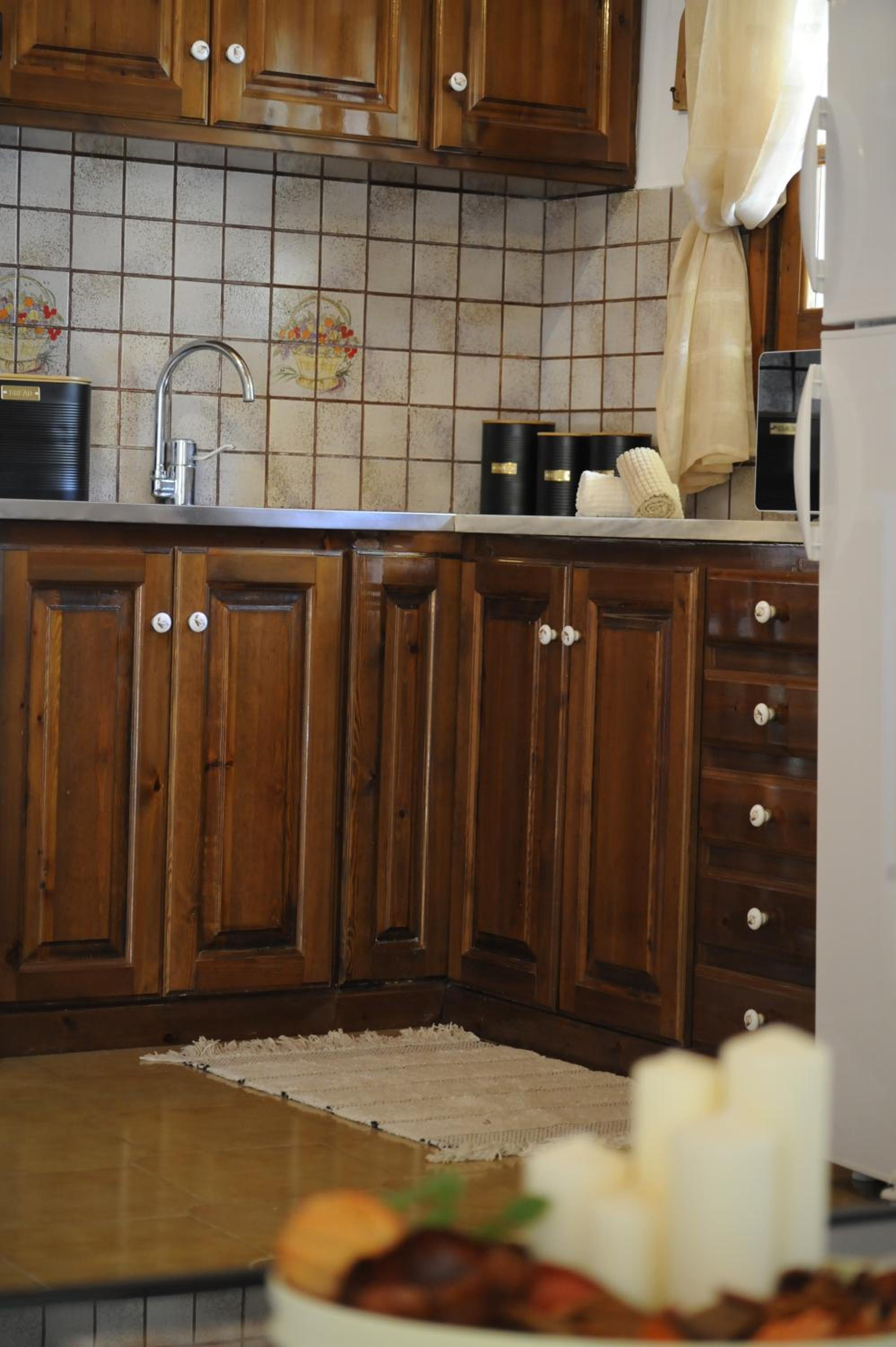 Traditional Greek Maisonette in Antiperni Village