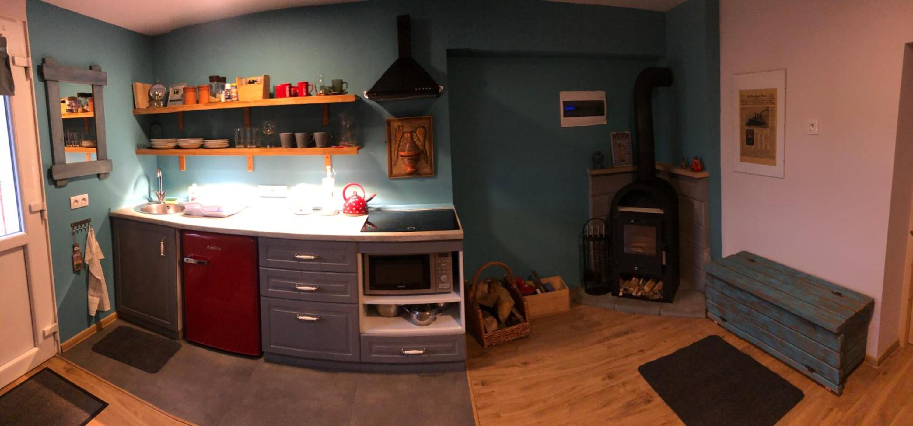Photo 8