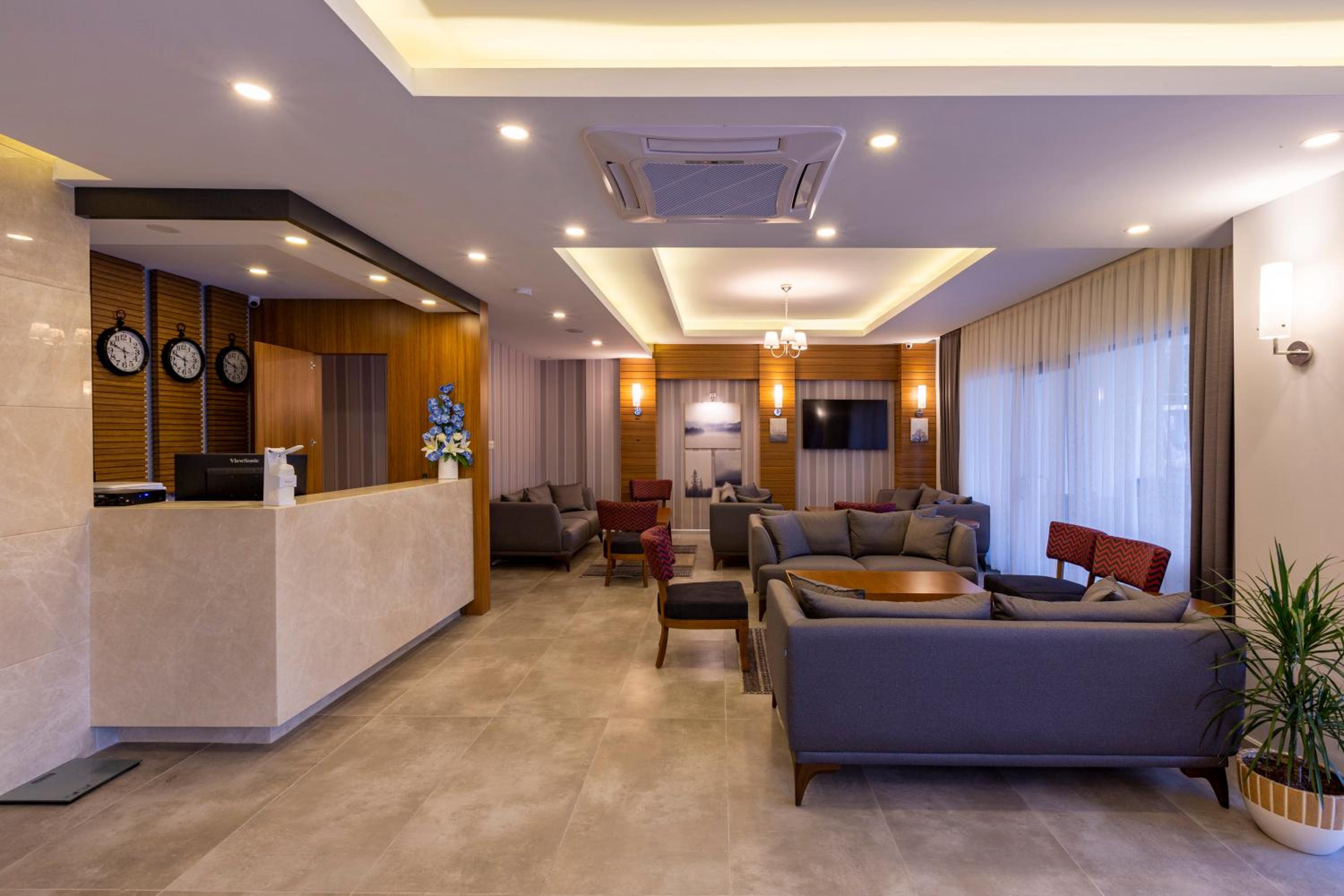 Antalya Business Otel - Image 17