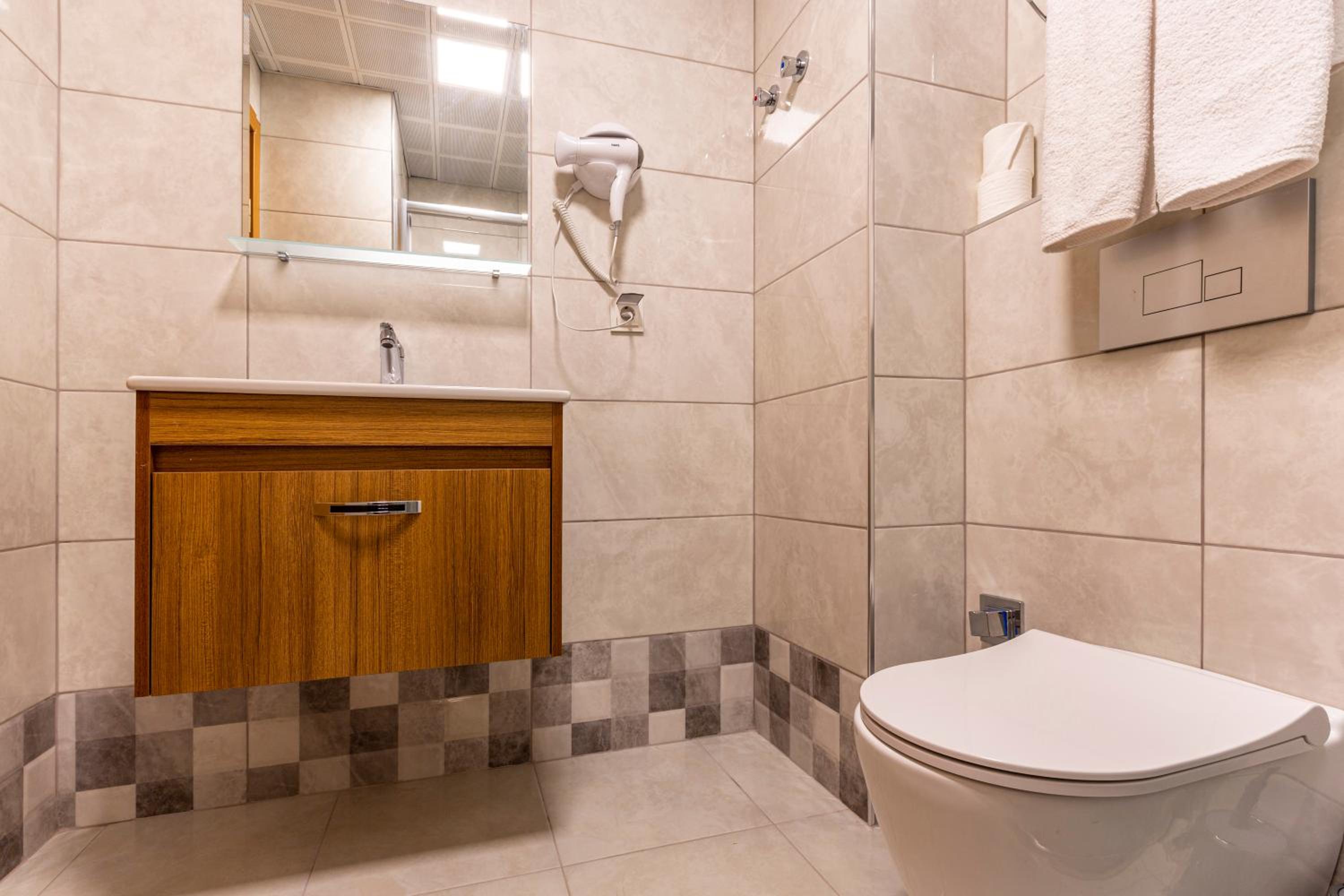 Antalya Business Otel - Image 58