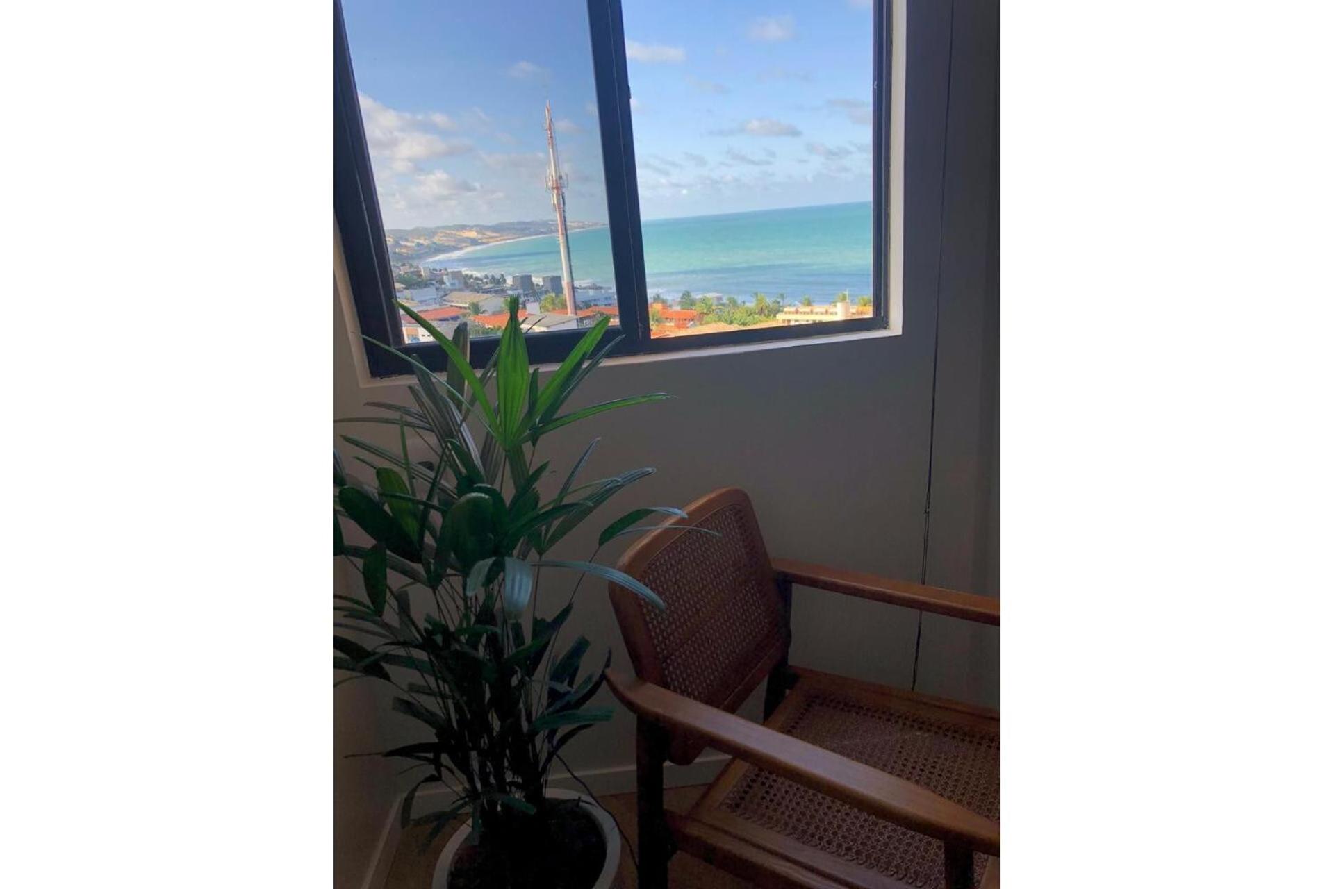 LINDO APARTAMENTO COM VISTA - PRAIA DE PONTANEGRA