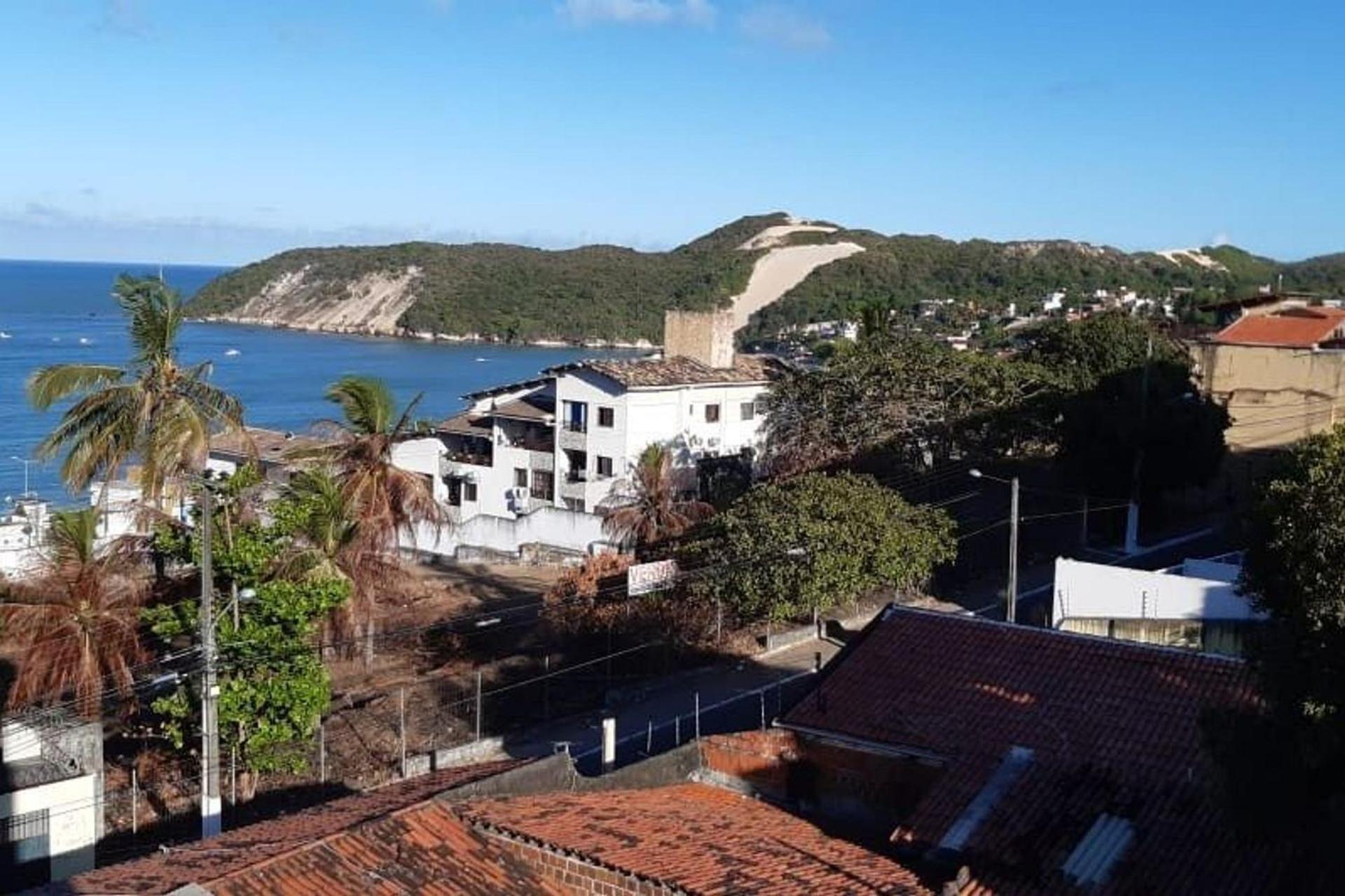 LINDO APARTAMENTO COM VISTA - PRAIA DE PONTANEGRA
