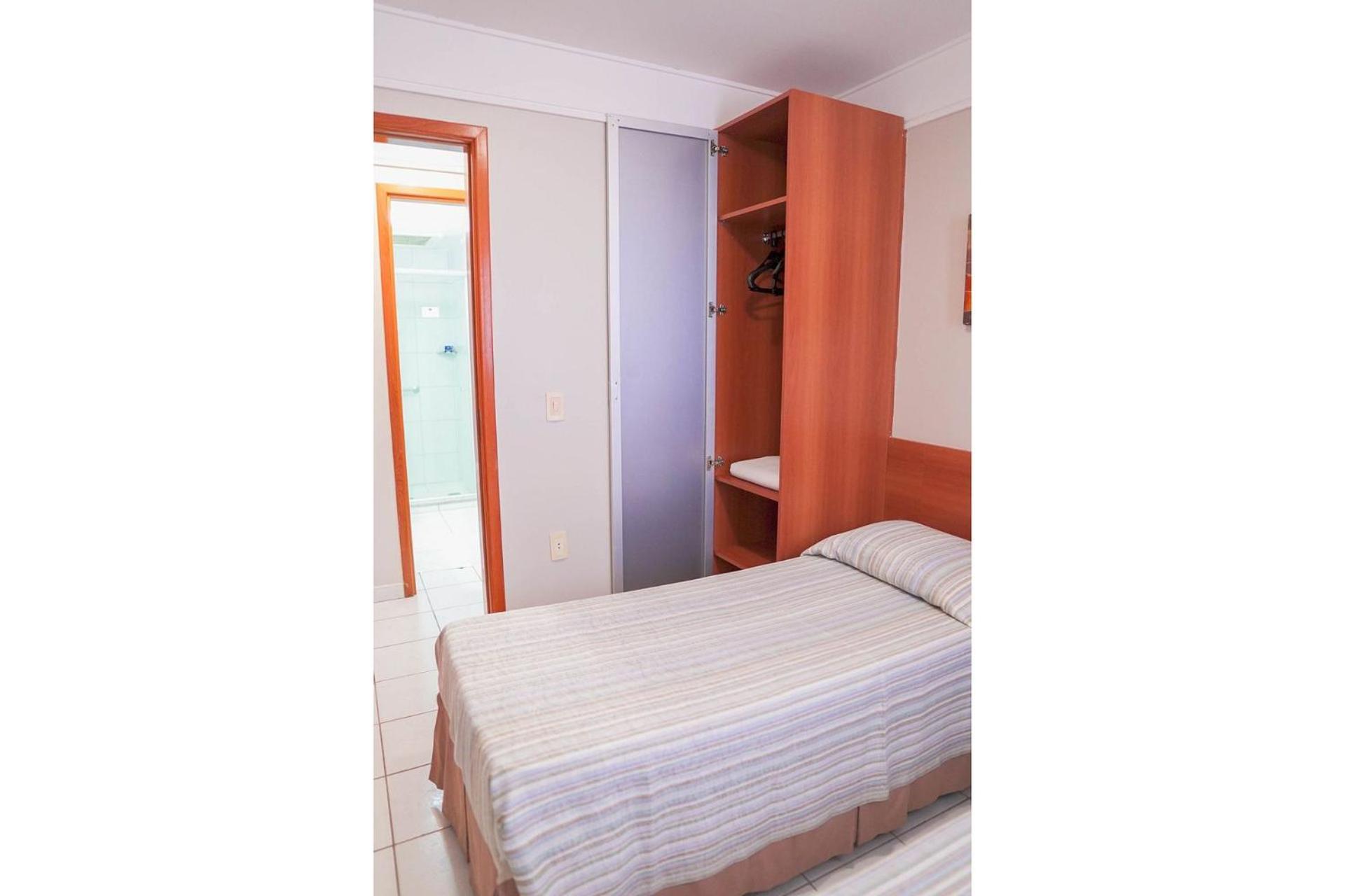 LINDO APARTAMENTO COM VISTA - PRAIA DE PONTANEGRA