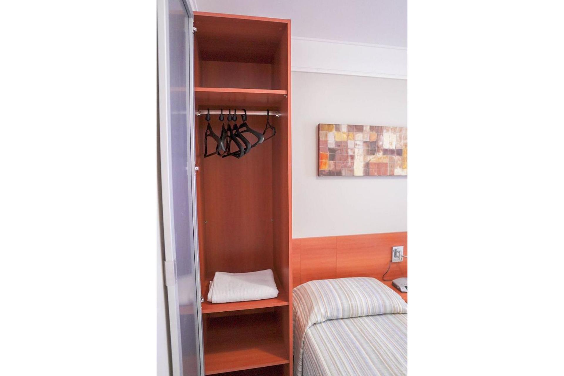 LINDO APARTAMENTO COM VISTA - PRAIA DE PONTANEGRA