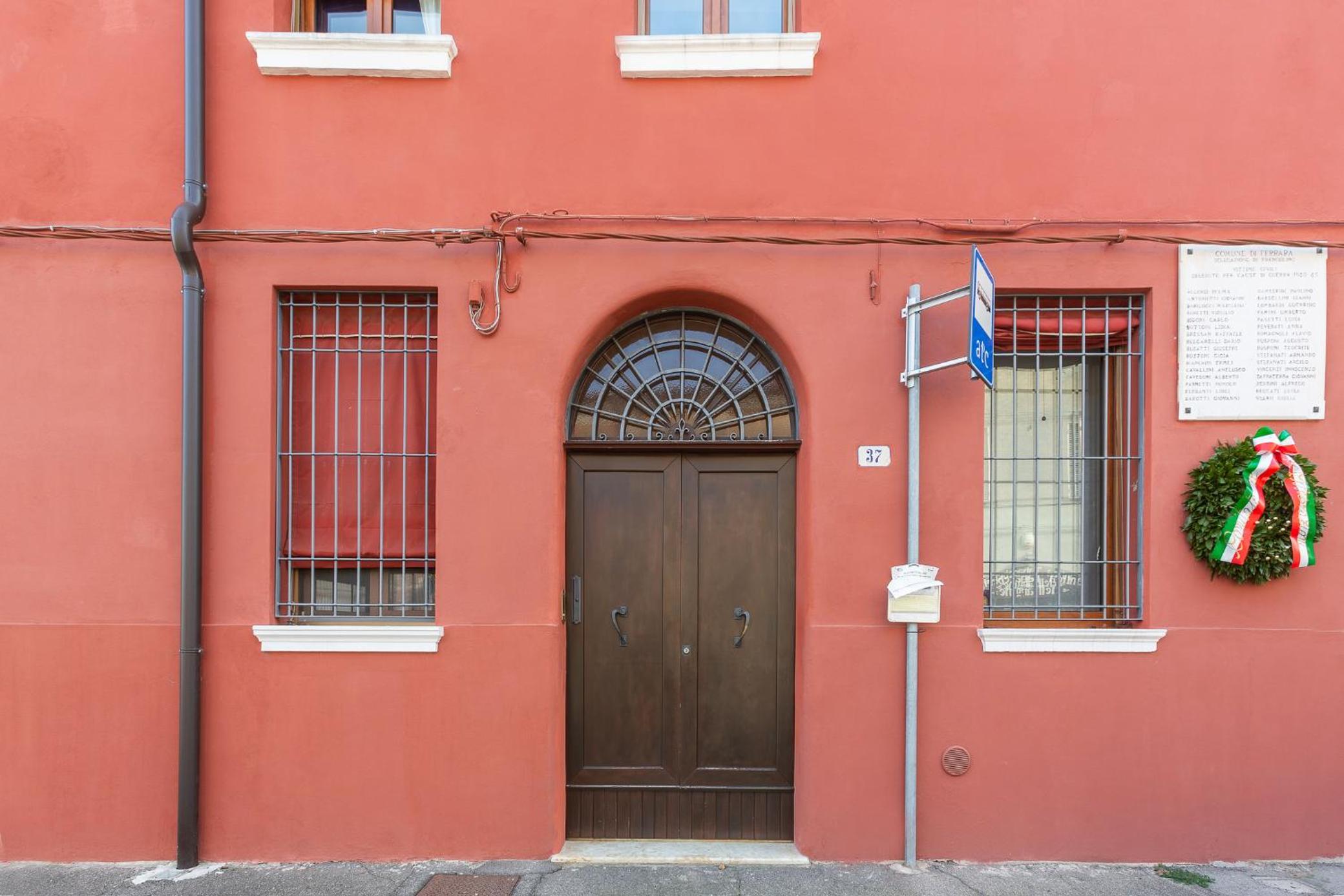 Photo 29