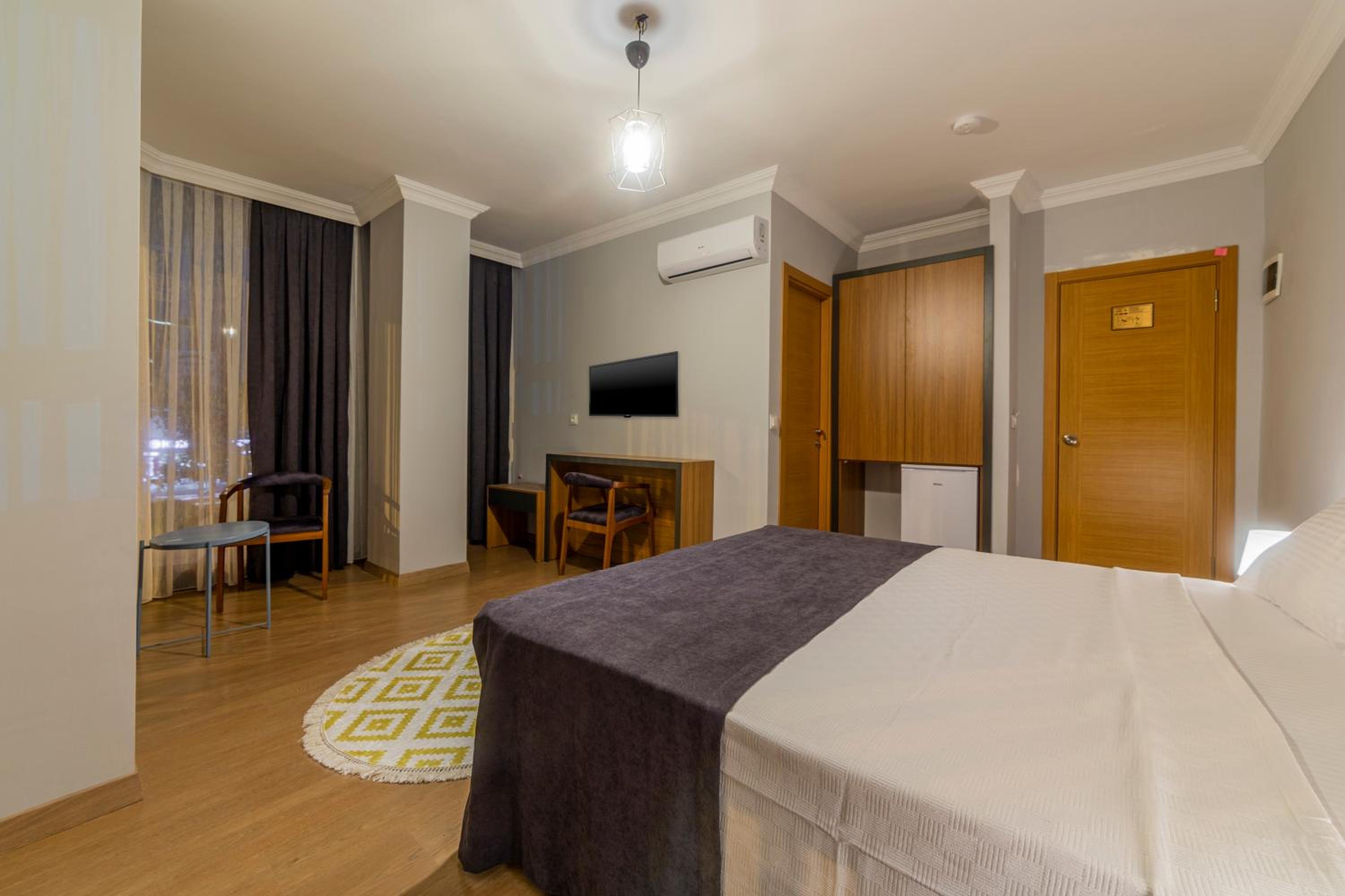 Antalya Business Otel - Image 29