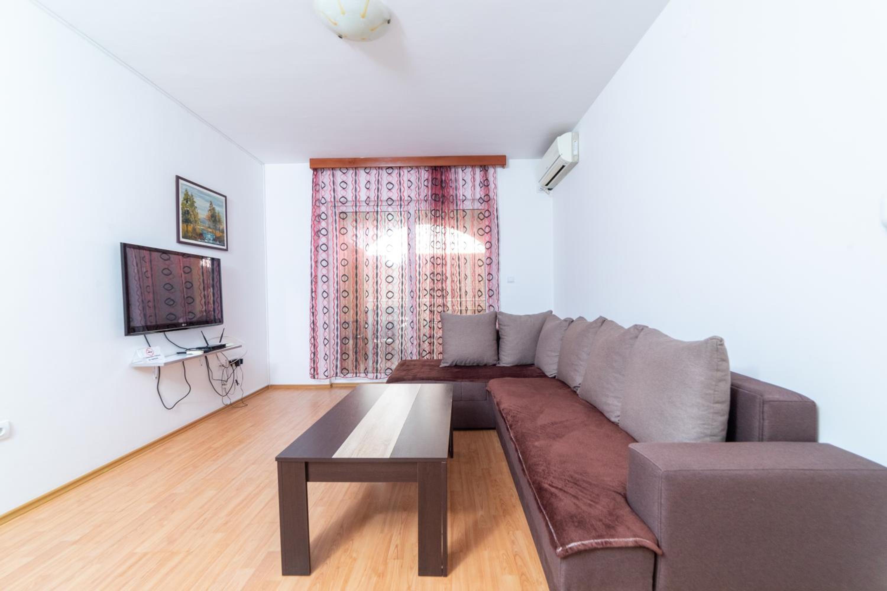 Apartmani Jovan view 2