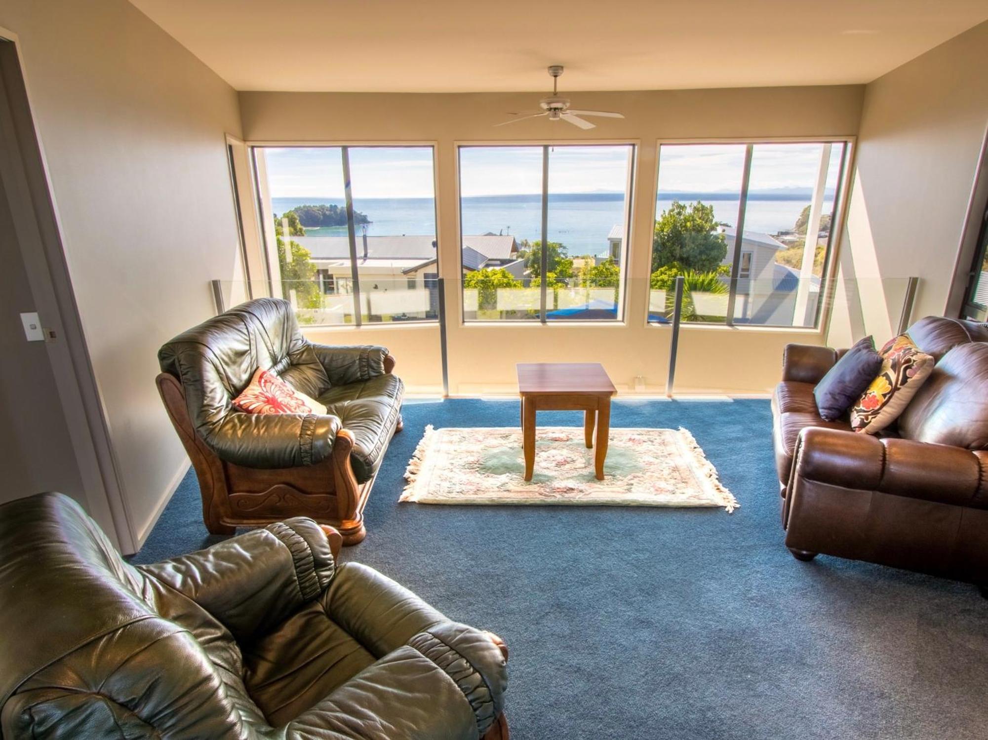 Sun, Sea, Sensational - Kaiteriteri Holiday Home view 4