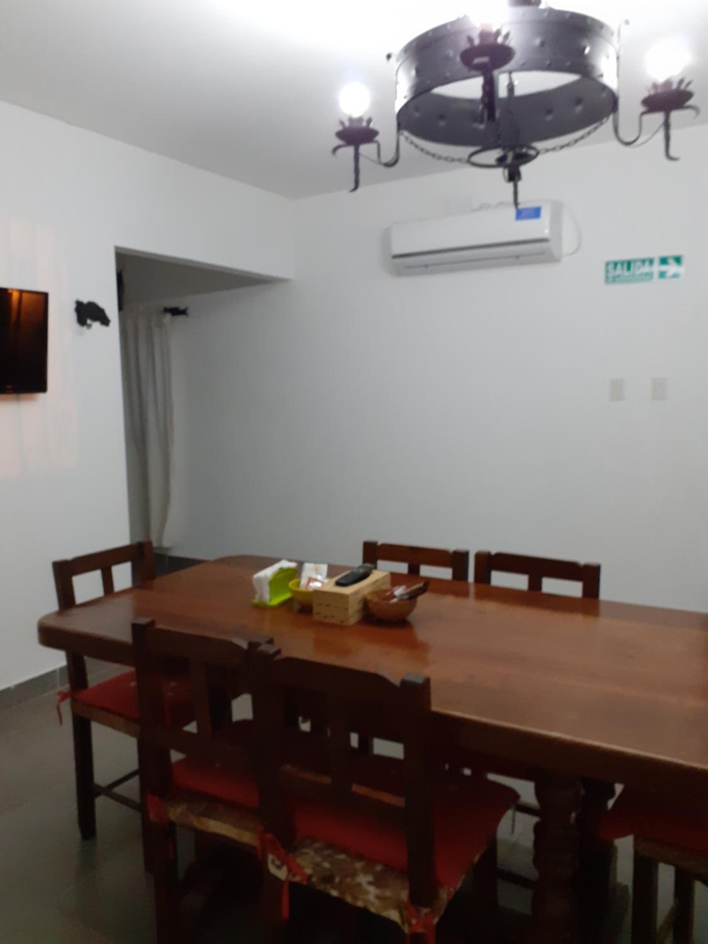Hostal Los Faroles Chicoana