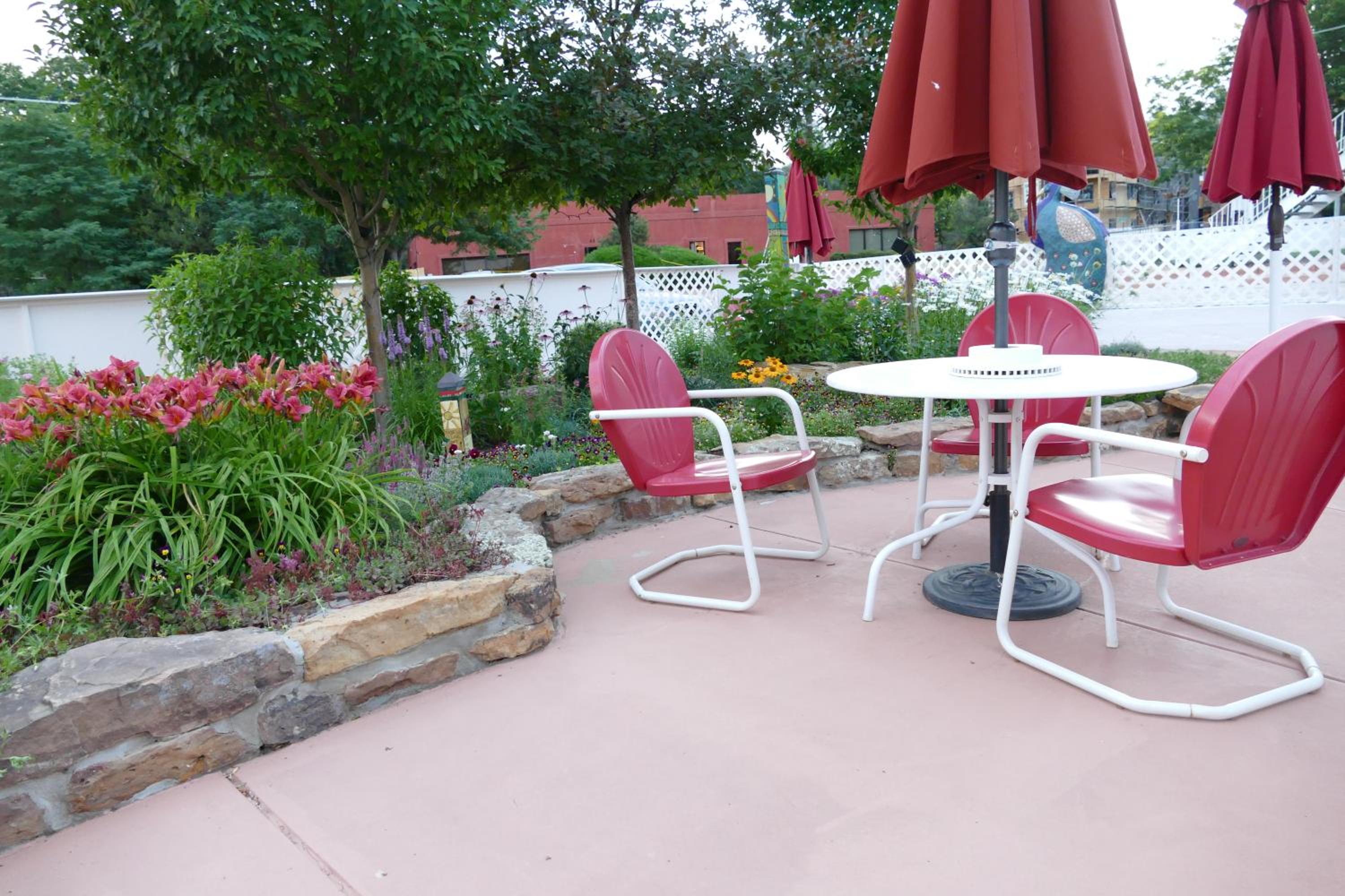 Red Wing Motel view 4