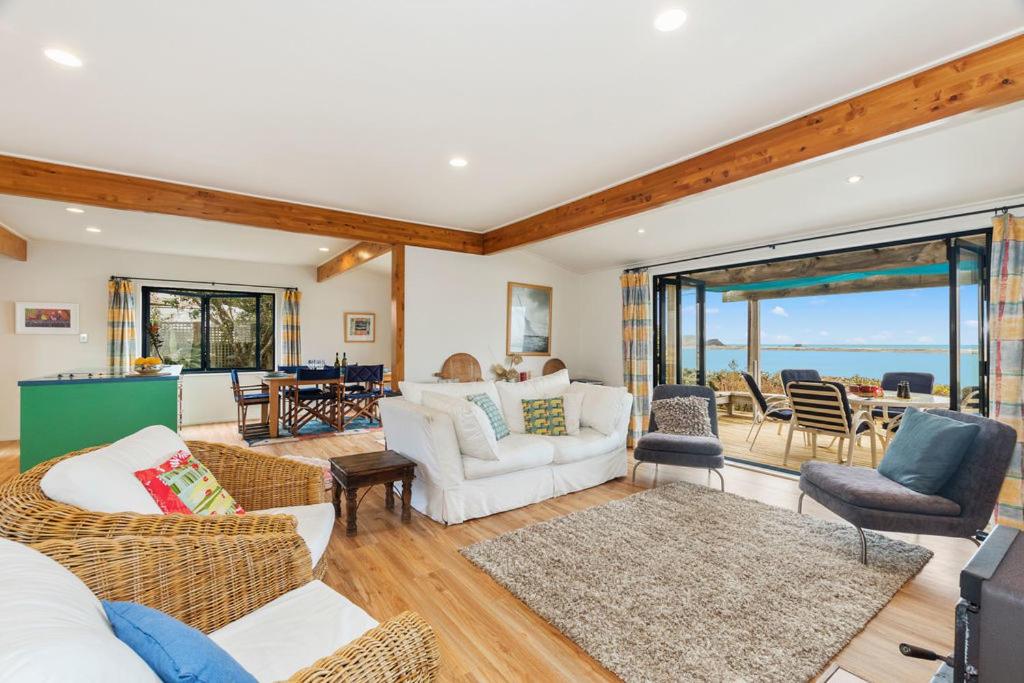 Taste Of Paradise with WiFi!- Mangawhai Heads Home view 4