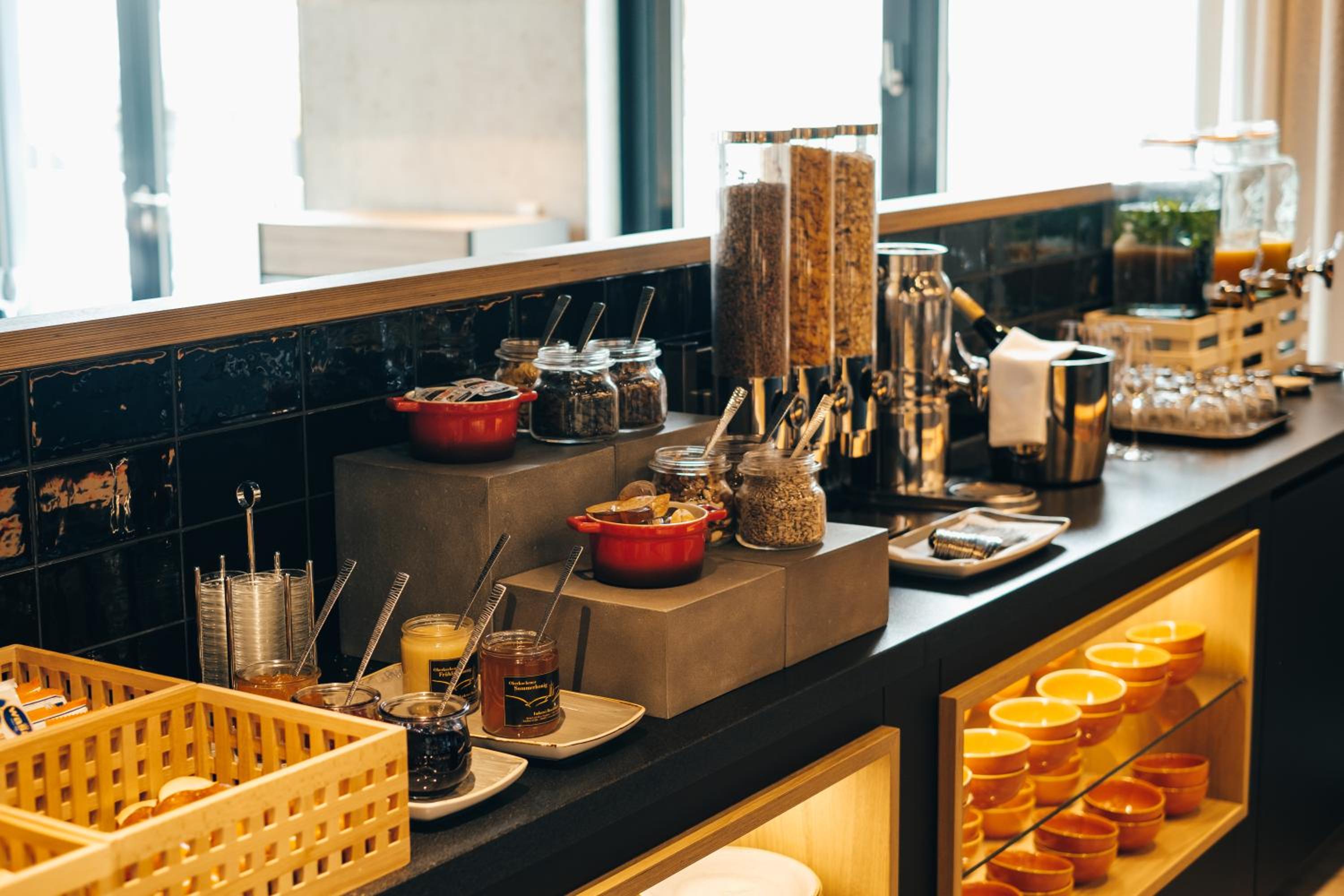 VILOTEL - Hotel Restaurant - Property Image 35