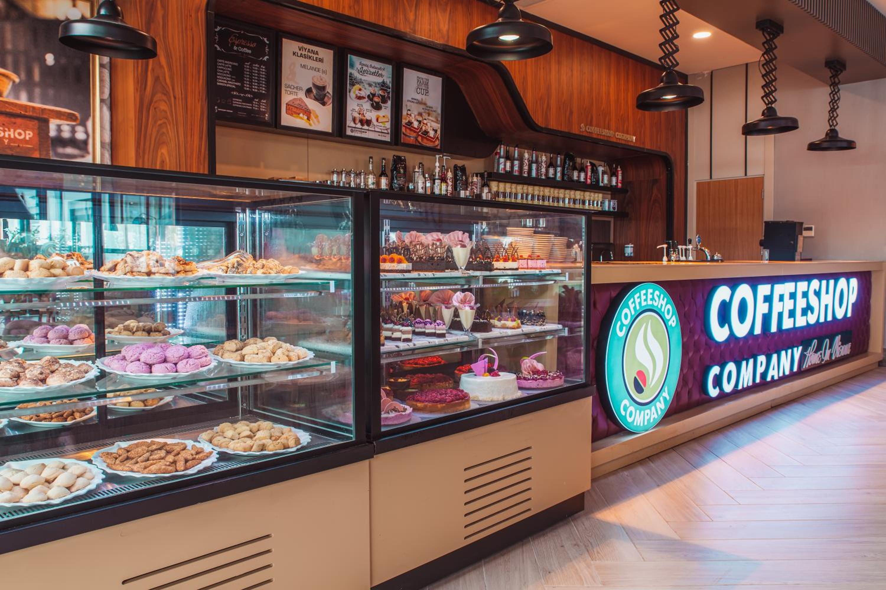 Side Royal Palace - Image 35