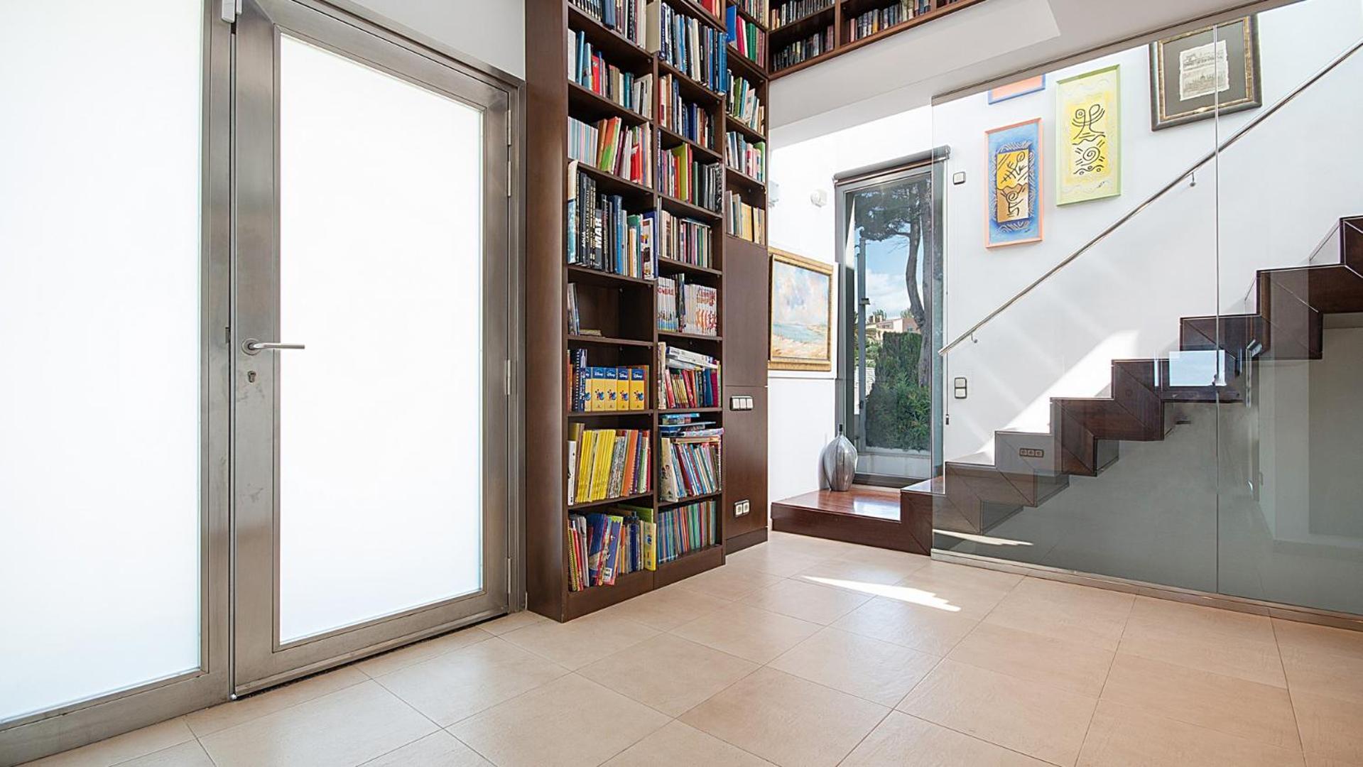 TarracoHomes, TH52 Villa Lighthouse con Piscina Privada, Terraza, y Vistas al Mar