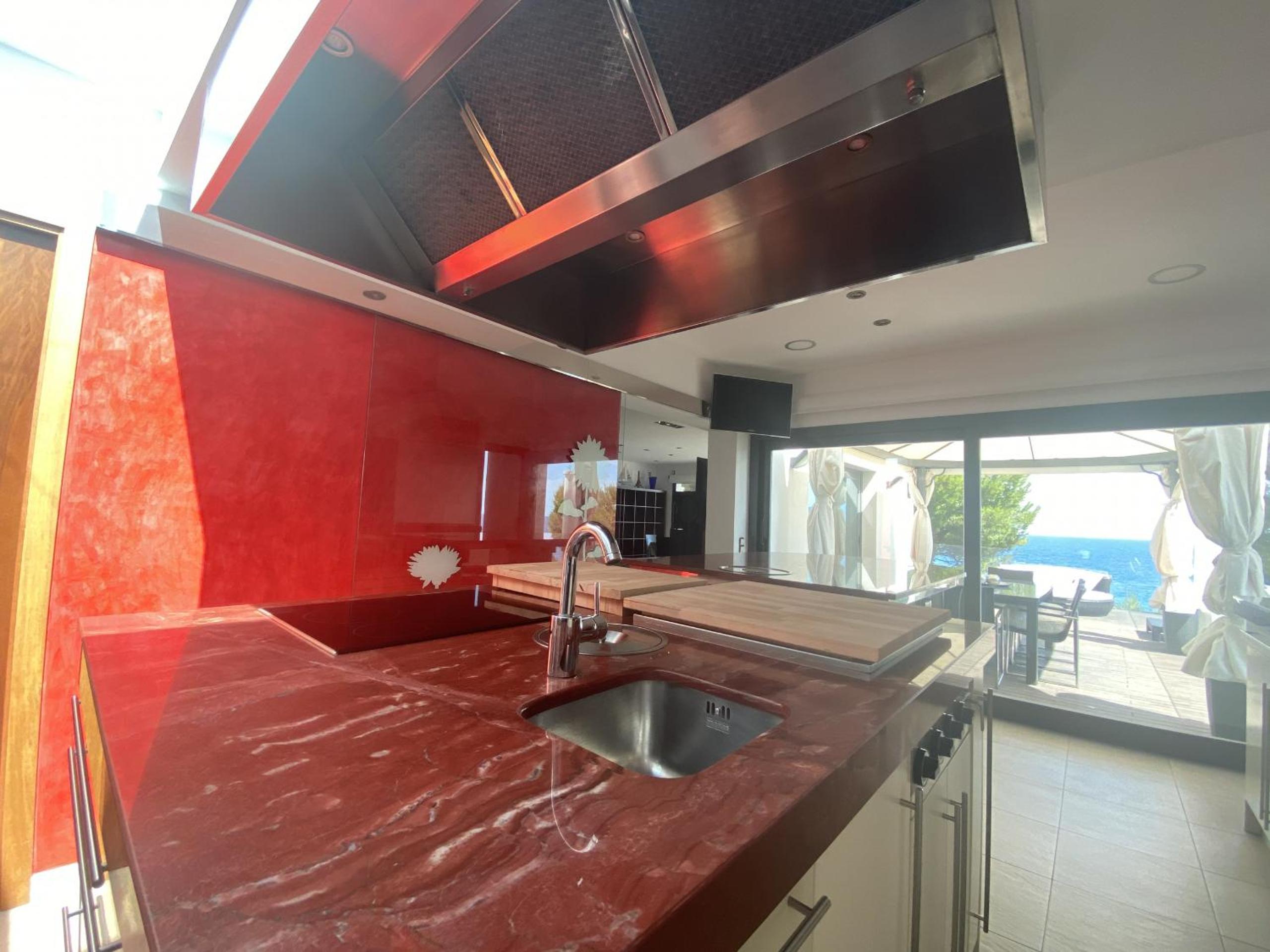 TarracoHomes, TH52 Villa Lighthouse con Piscina Privada, Terraza, y Vistas al Mar