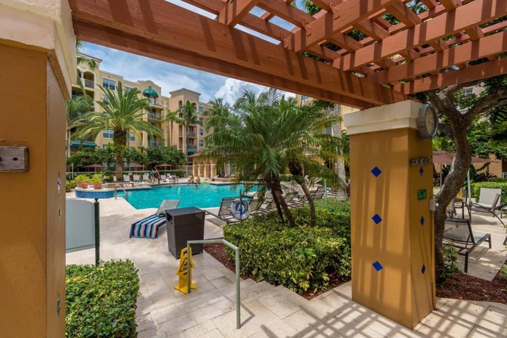 Yacht Club at Aventura 2 Bed 2 bath Luxurius Cozy Brand New 2020