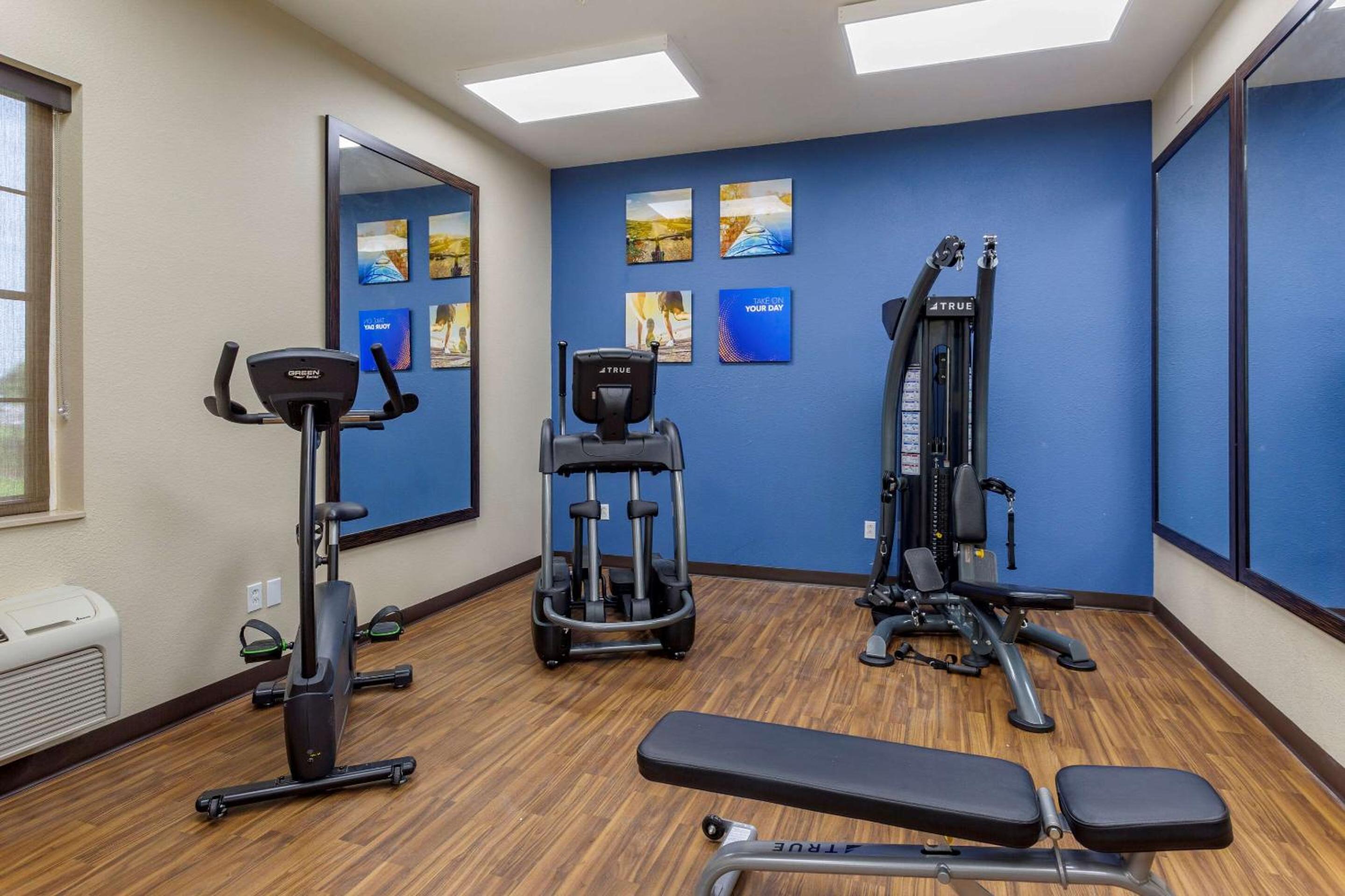 Comfort Suites Clarksville near Governors Square Mall