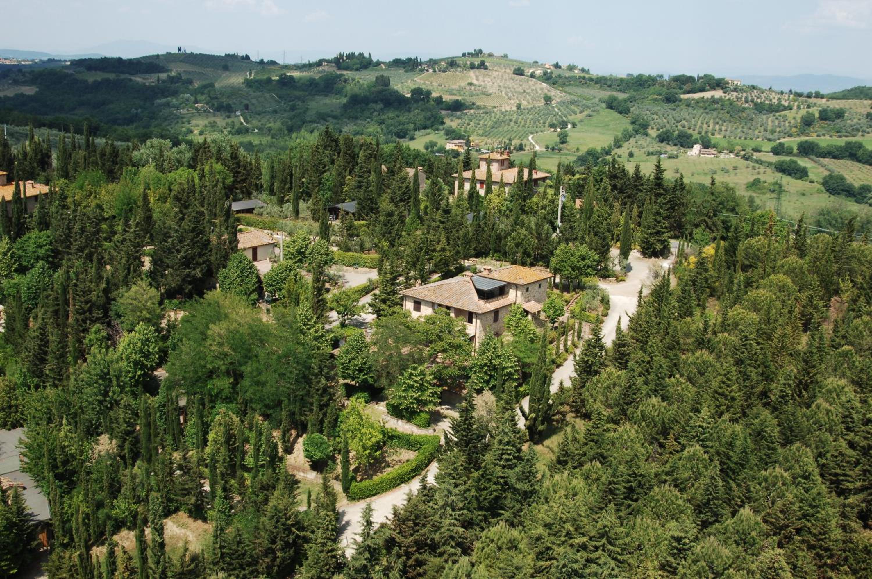 Podere Mezzastrada - Place of Charme