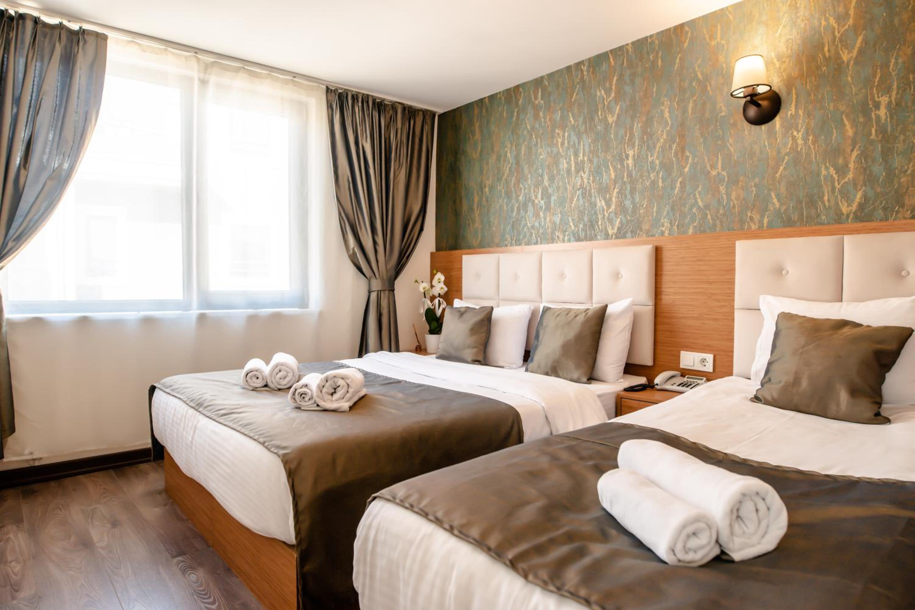 The Camelot Otel - Image 22