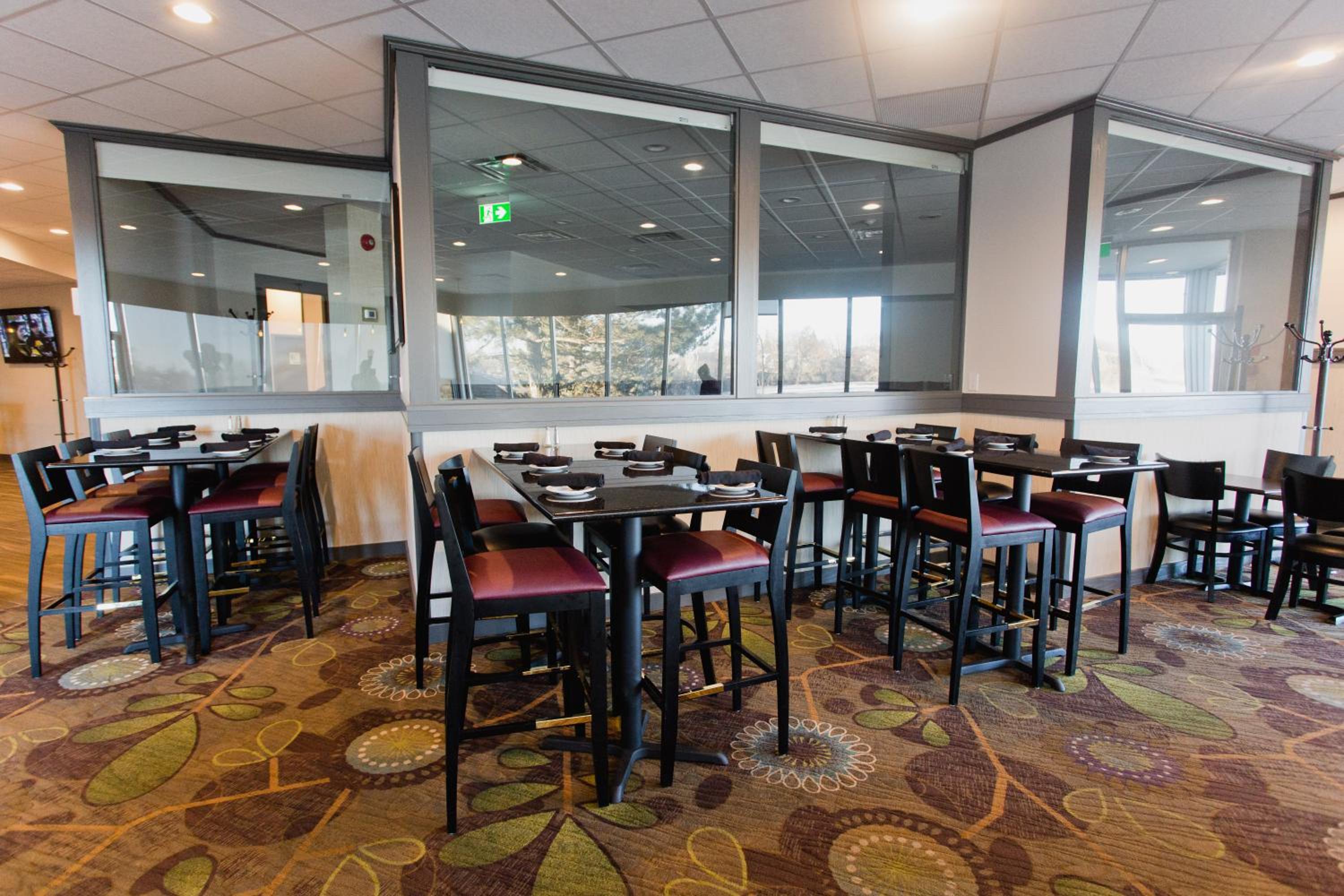 Peterborough Vacations - Holiday Inn Hotel Peterborough Waterfront, an IHG Hotel - Property Image 6