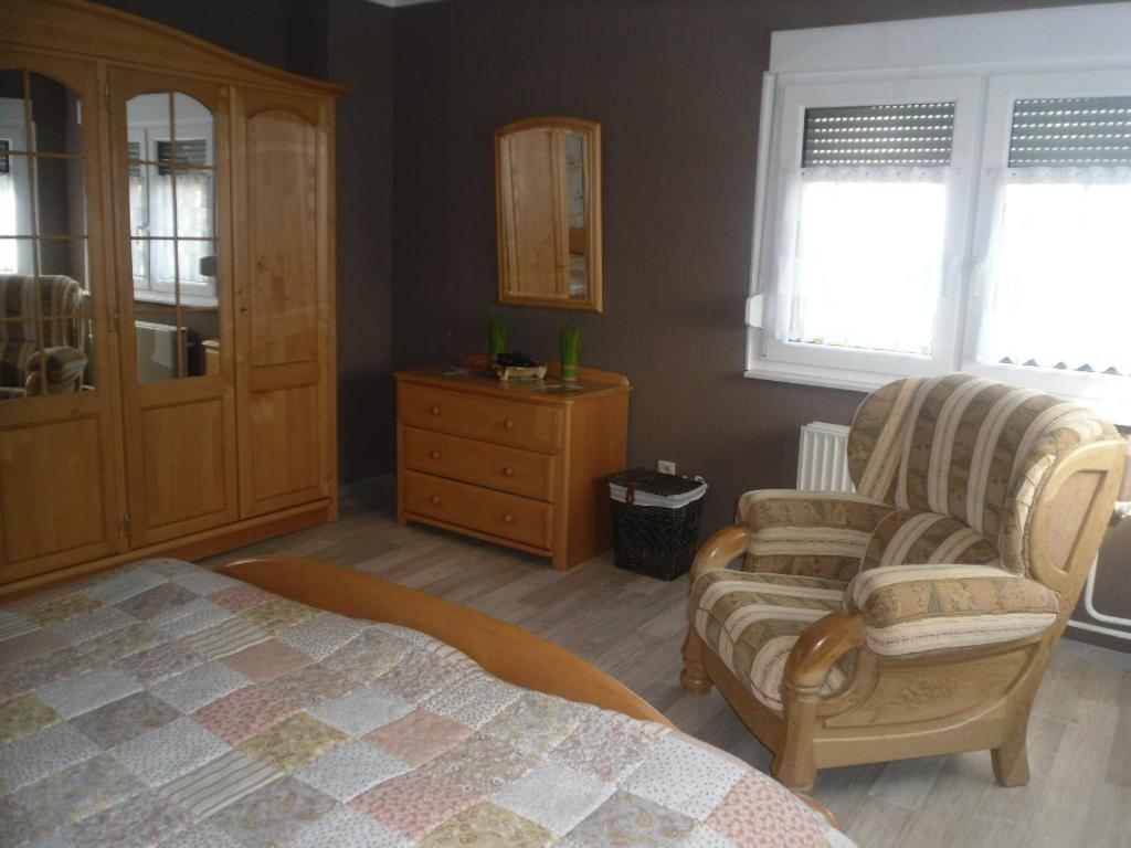 Ferienhaus Neuville in Medendorf , ruhige Lage,