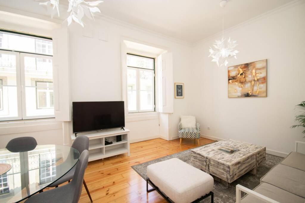 Cosy Baixa Apartment2 view 3