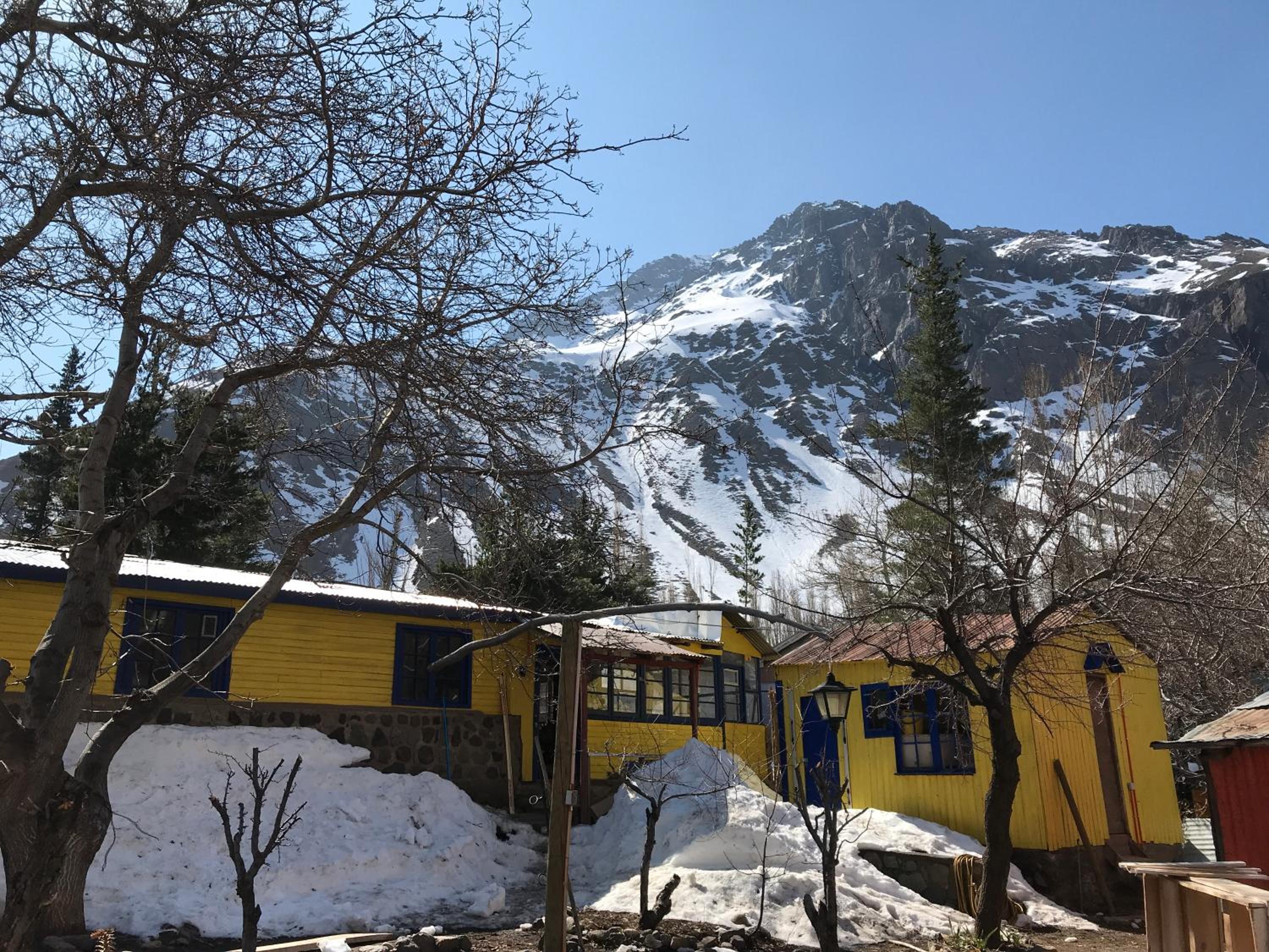 Hostal Piolet en Baños Morales