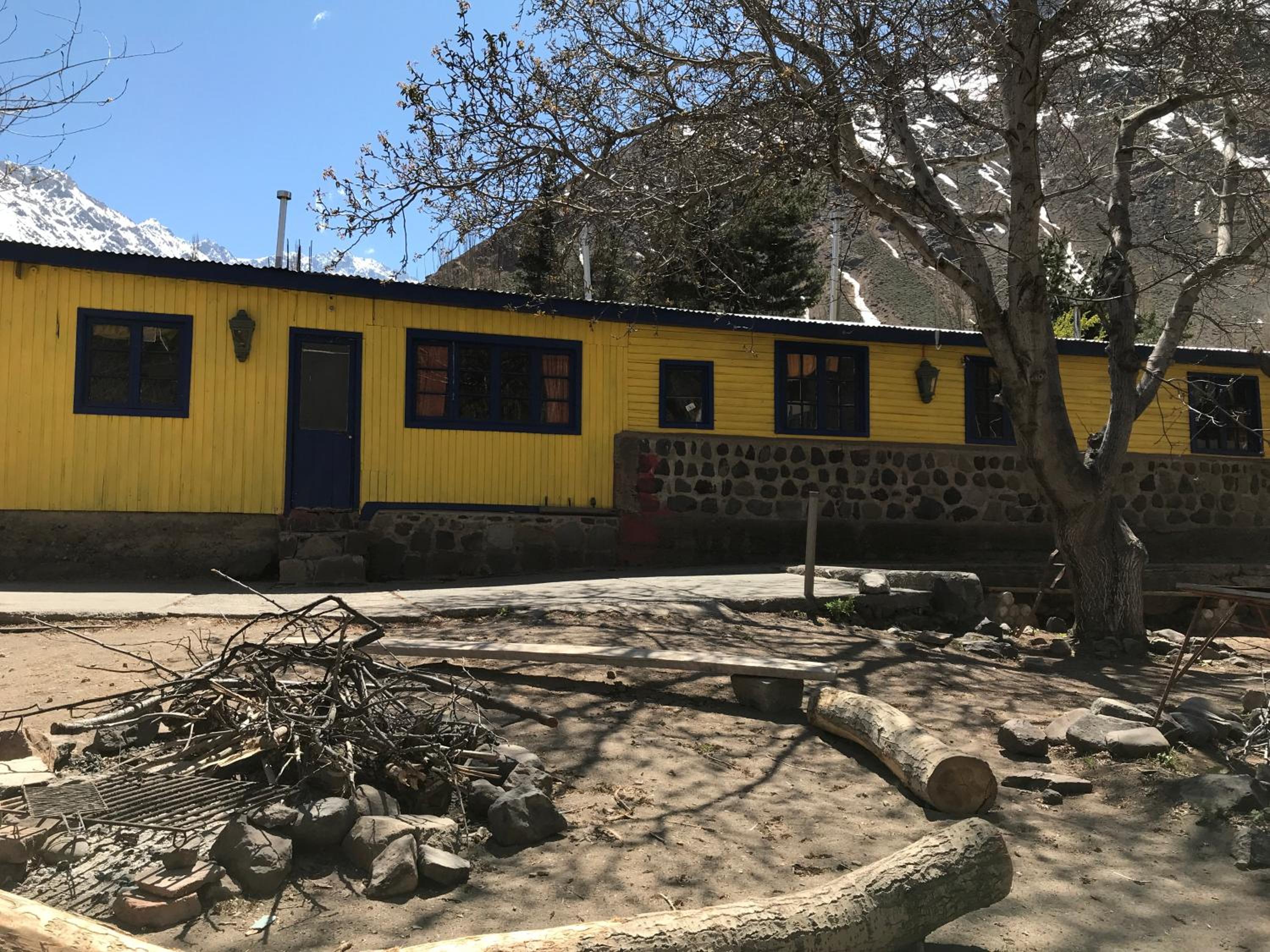 Hostal Piolet en Baños Morales