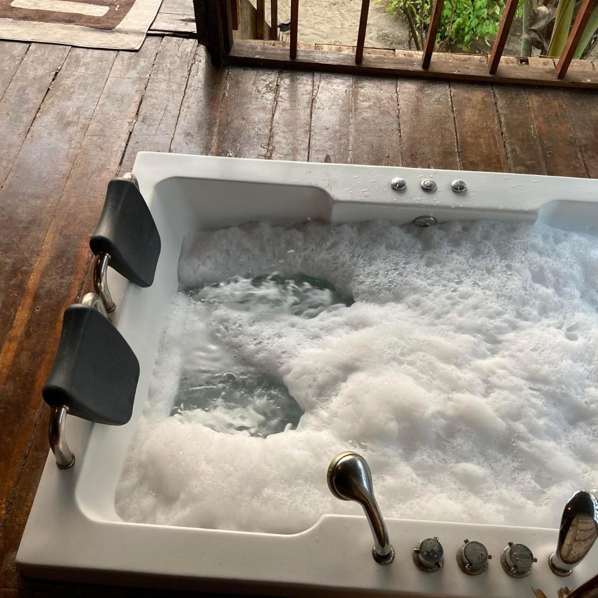 Jacuzzi