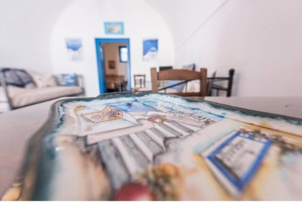 easy going santorini house view 5