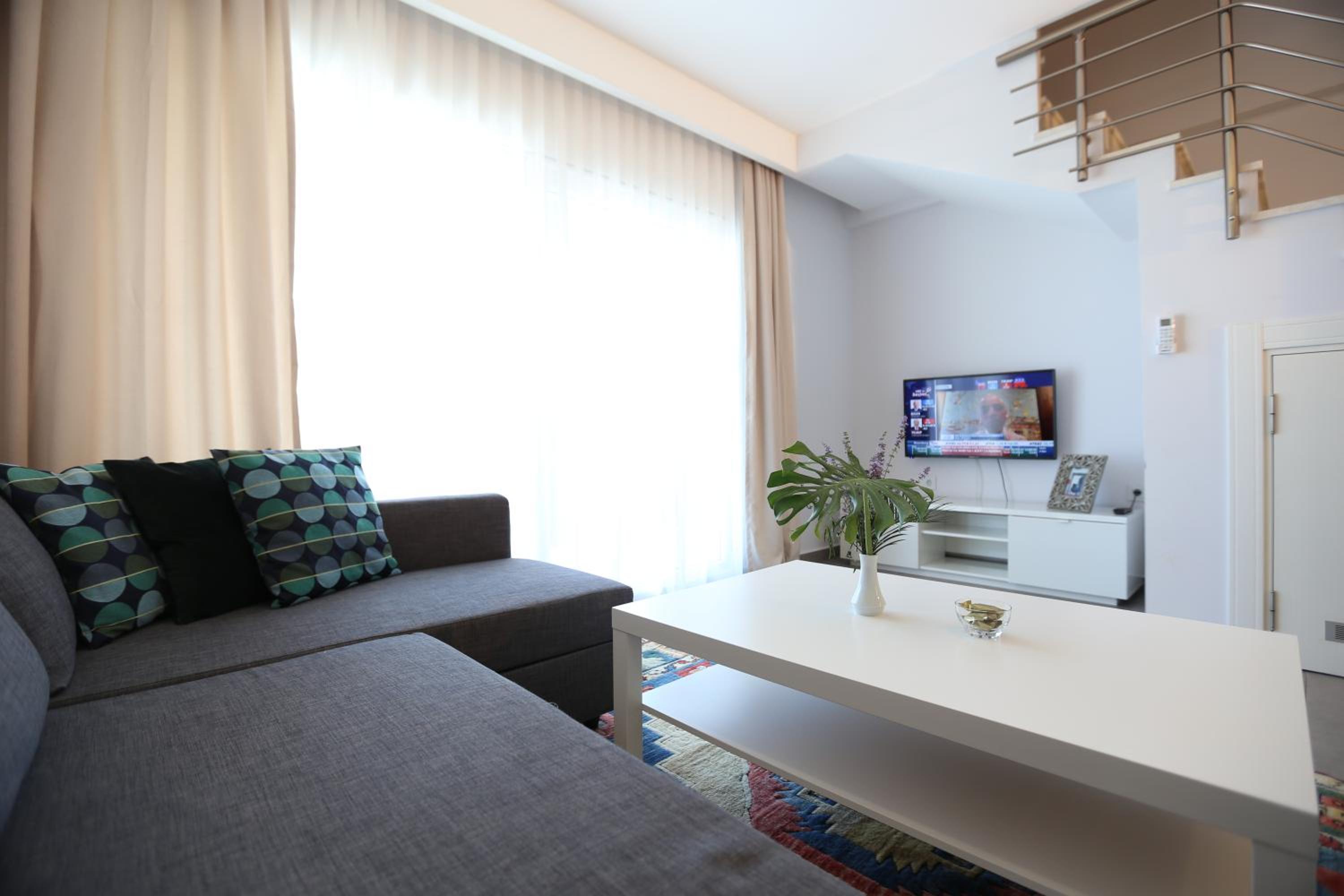 Truemar Hotels & Suites - Image 57