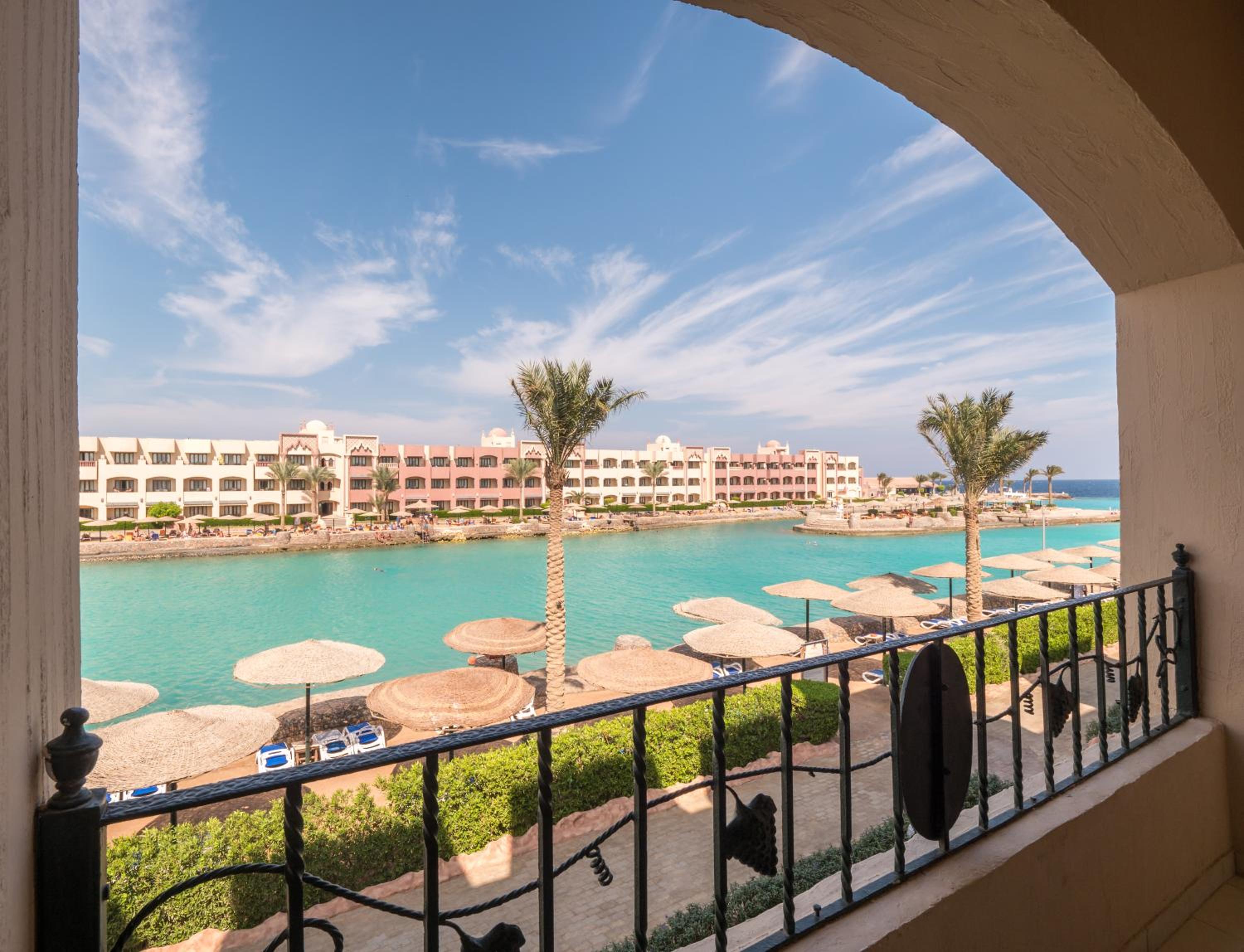 Sunny Days El Palacio Resort & Spa — photo 43